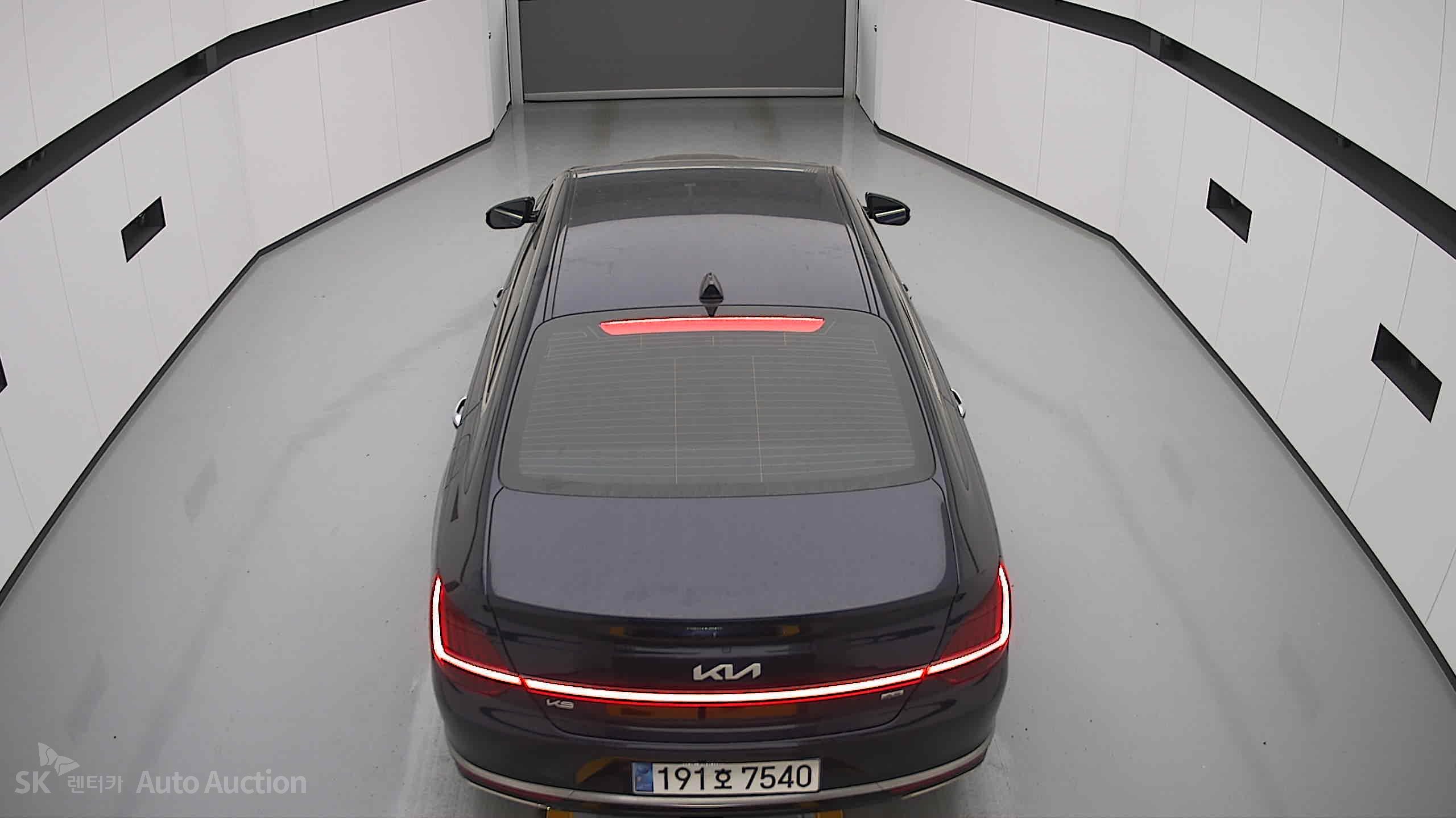 2023 - kia k9