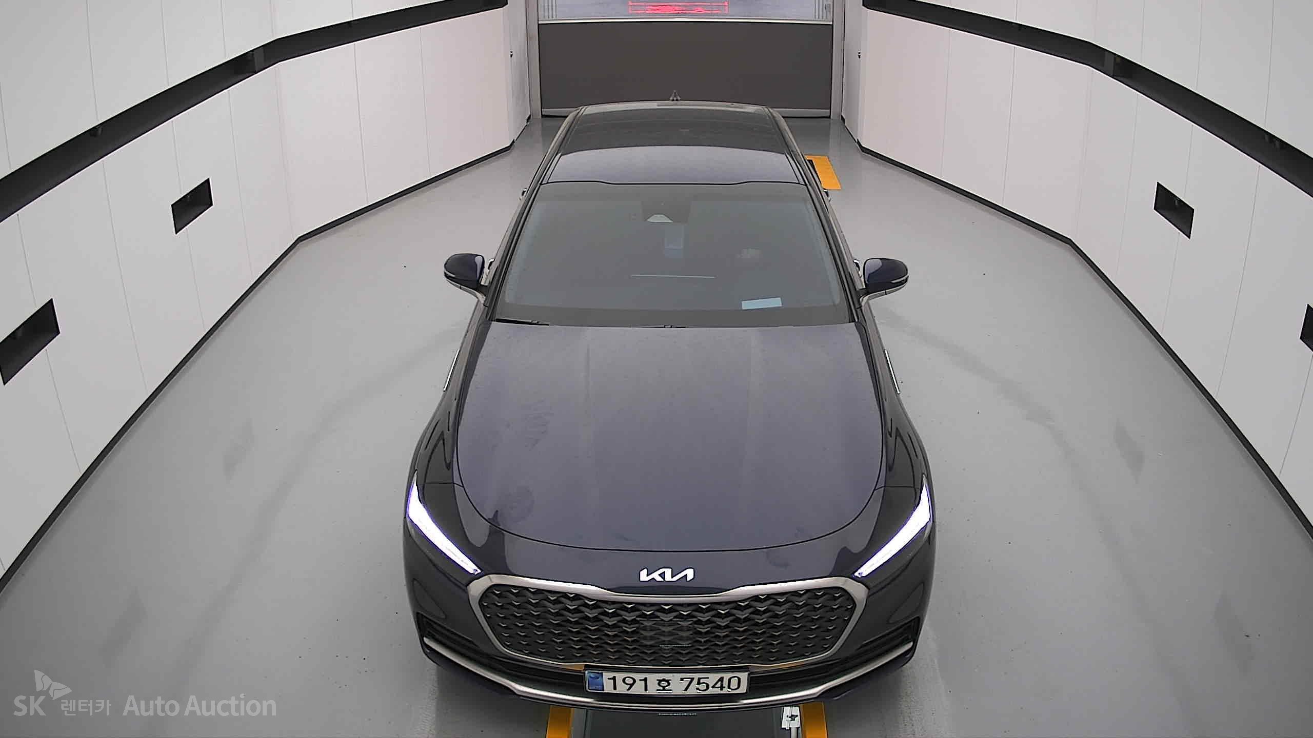 2023 - kia k9