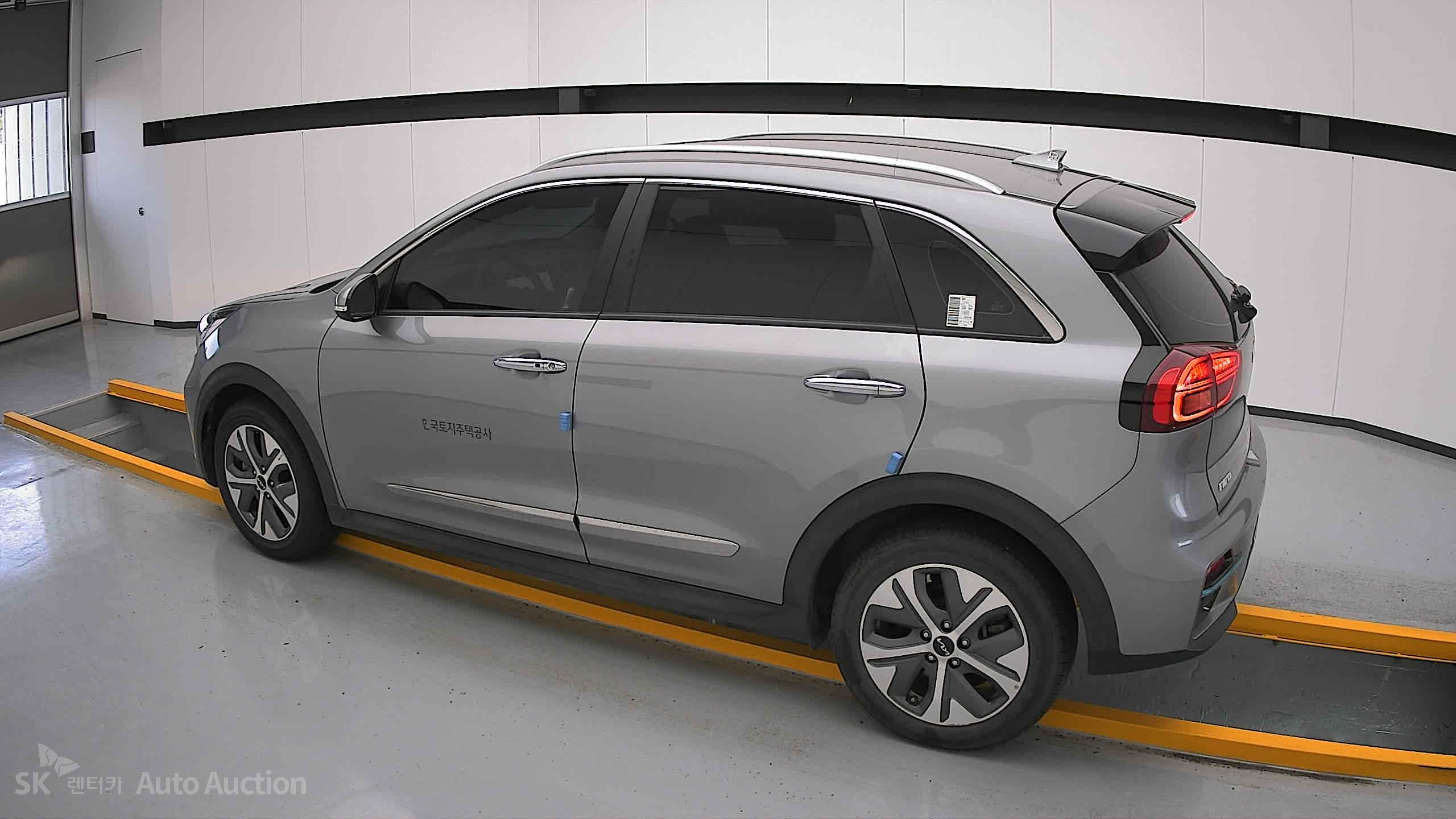 2022 - kia niro