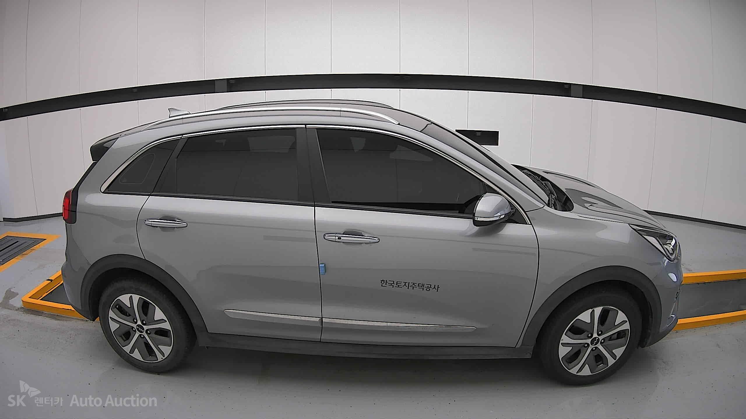 2022 - kia niro