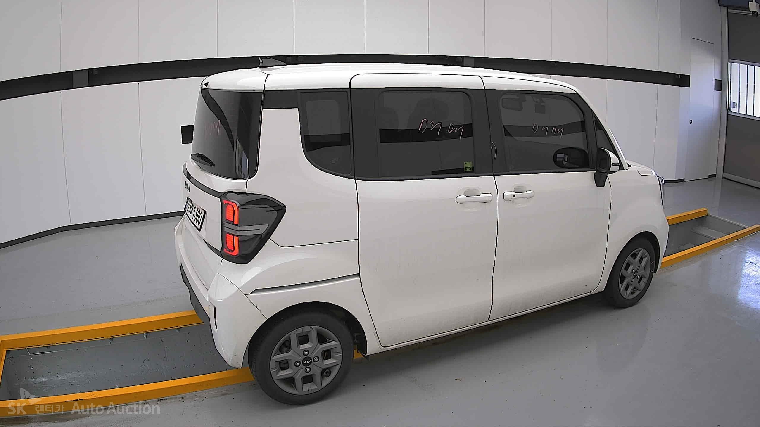 2024 - kia ray