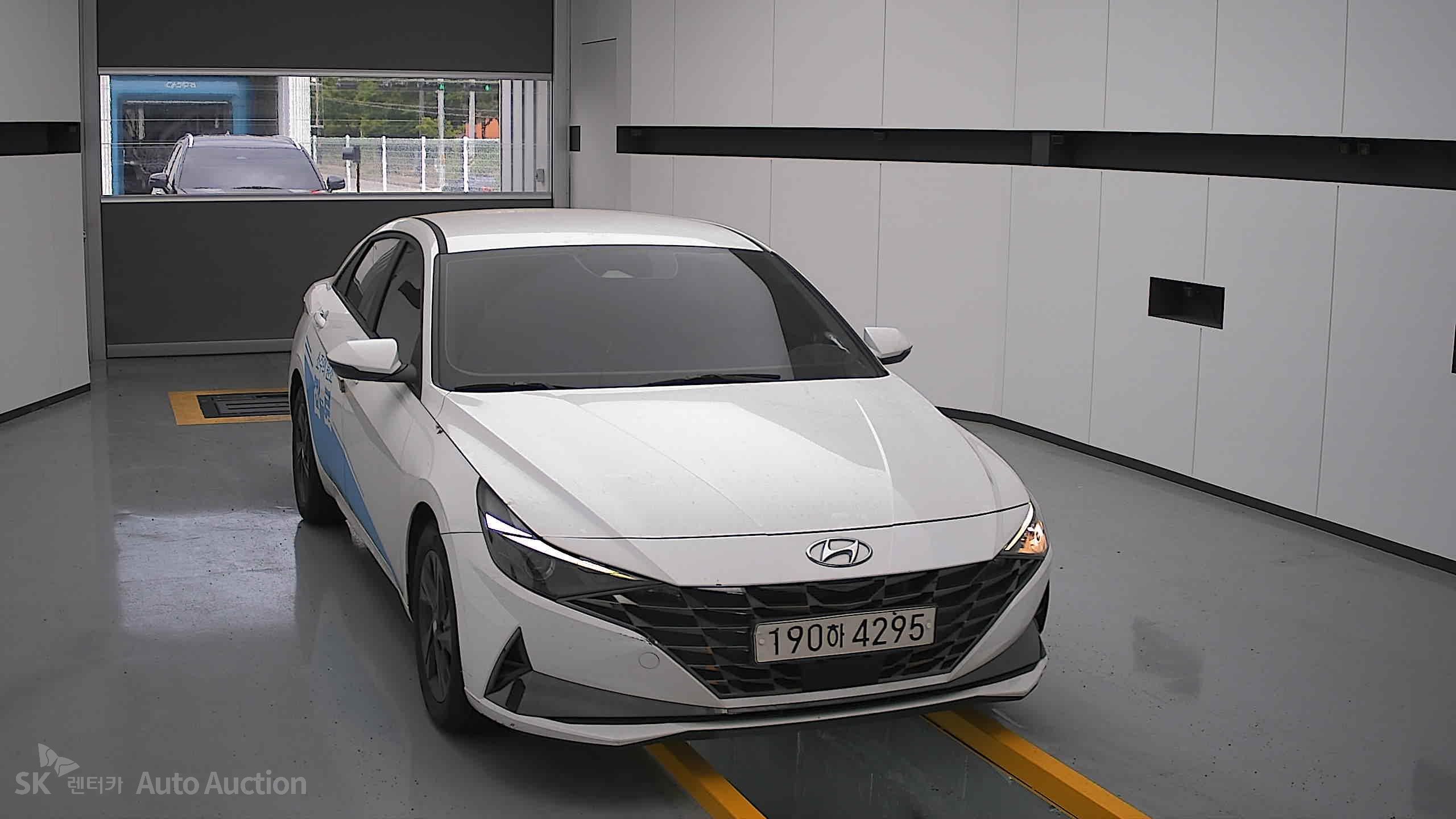 2023 - hyundai avante