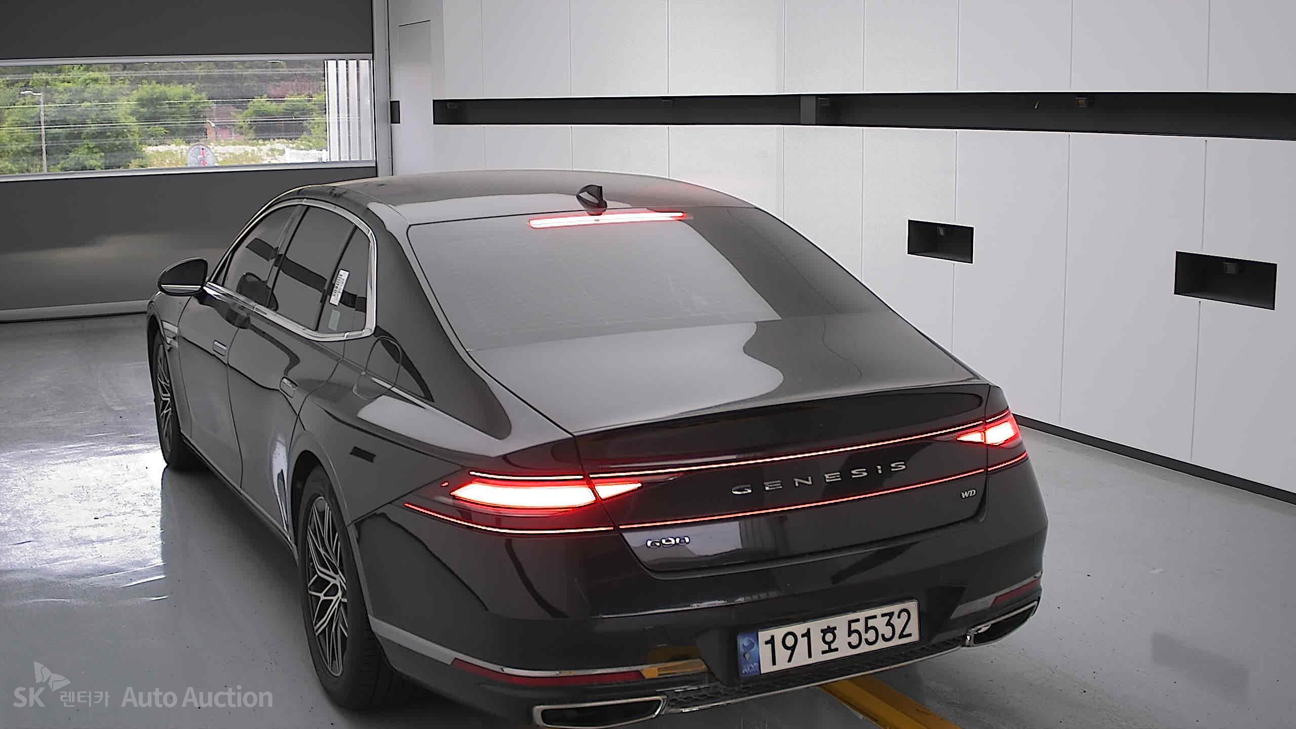 2023 - genesis g90