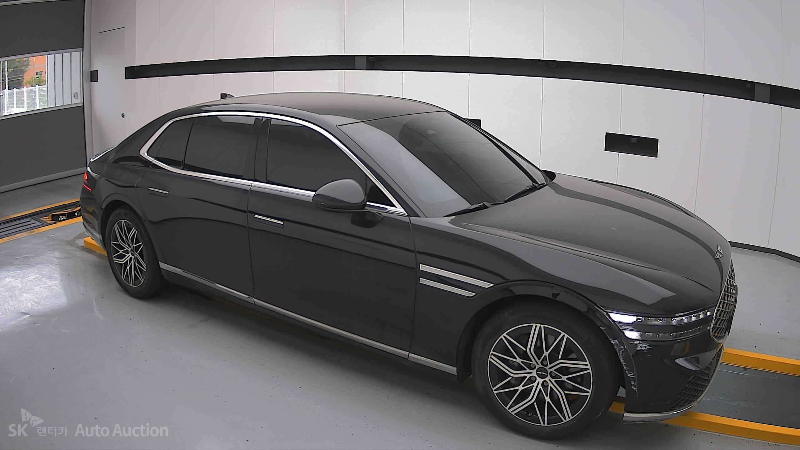 2023 - genesis g90