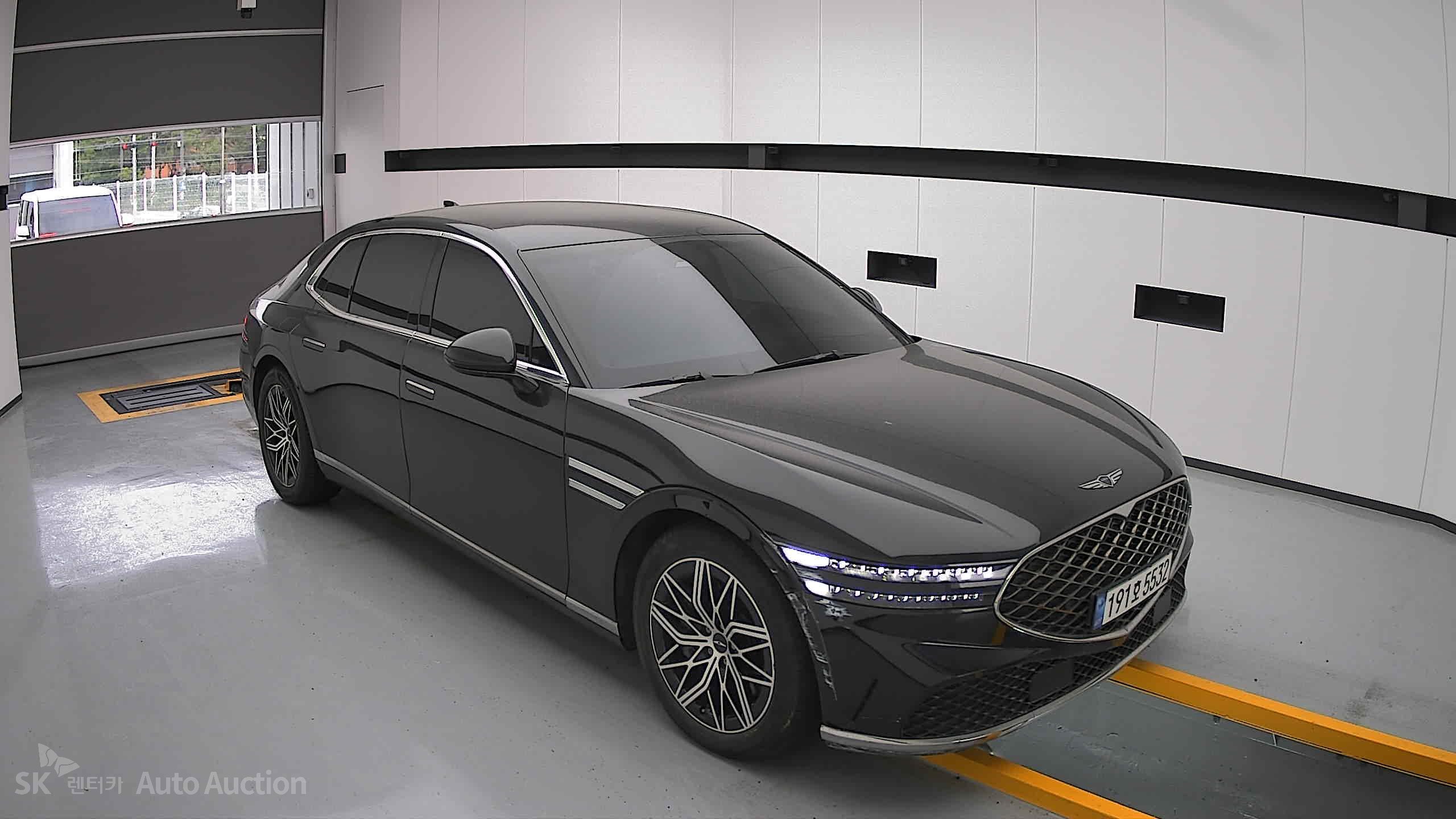 2023 - genesis g90