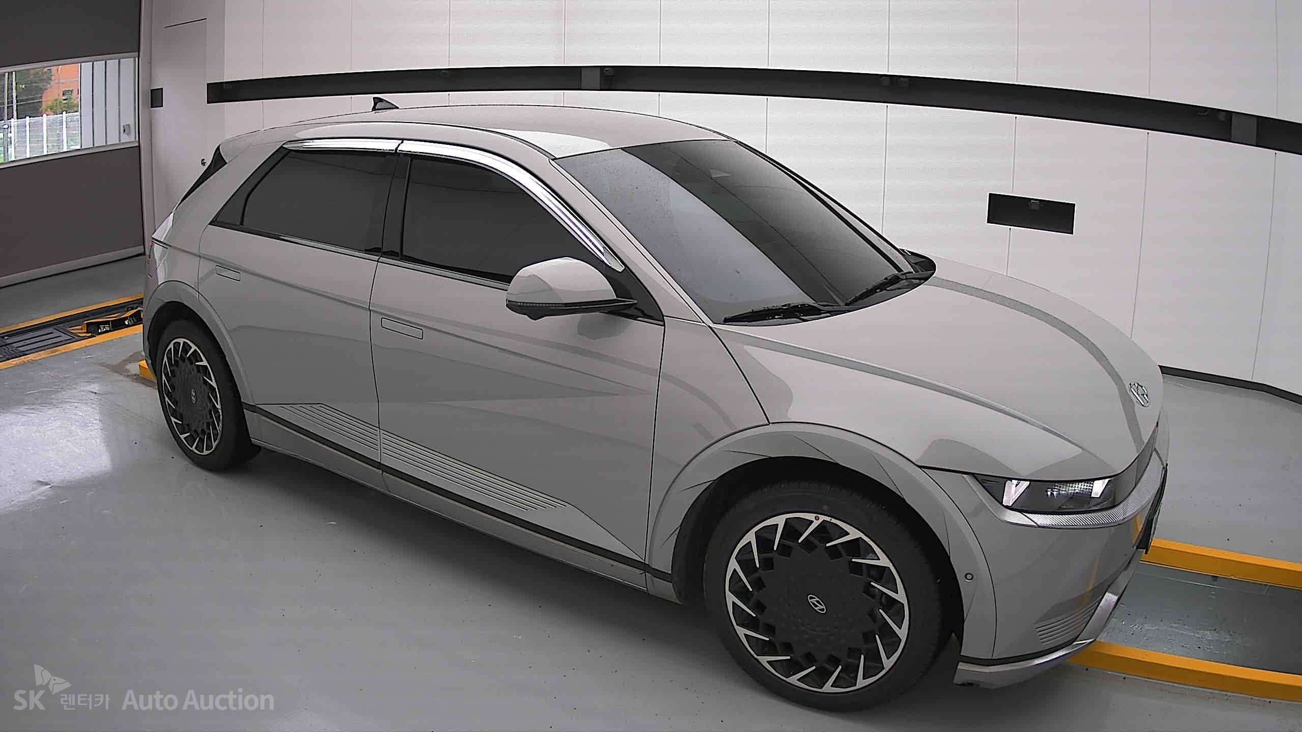 2022 - hyundai ioniq