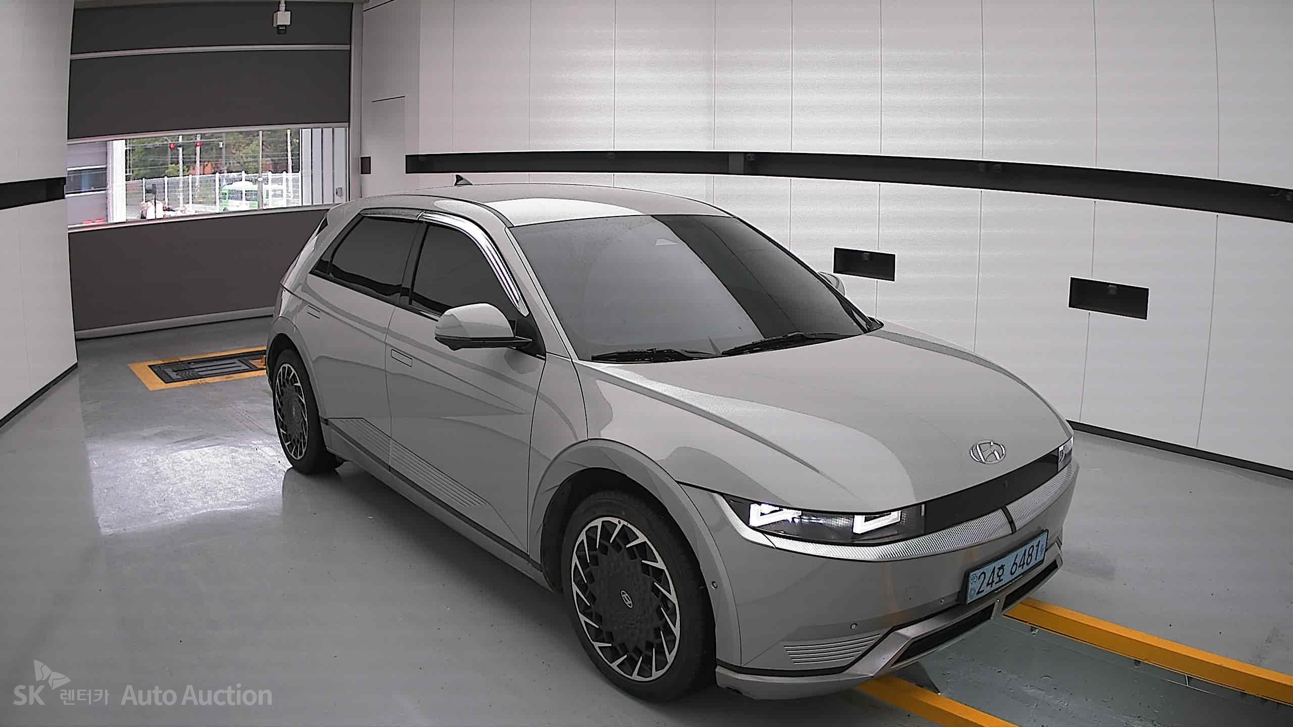 2022 - hyundai ioniq