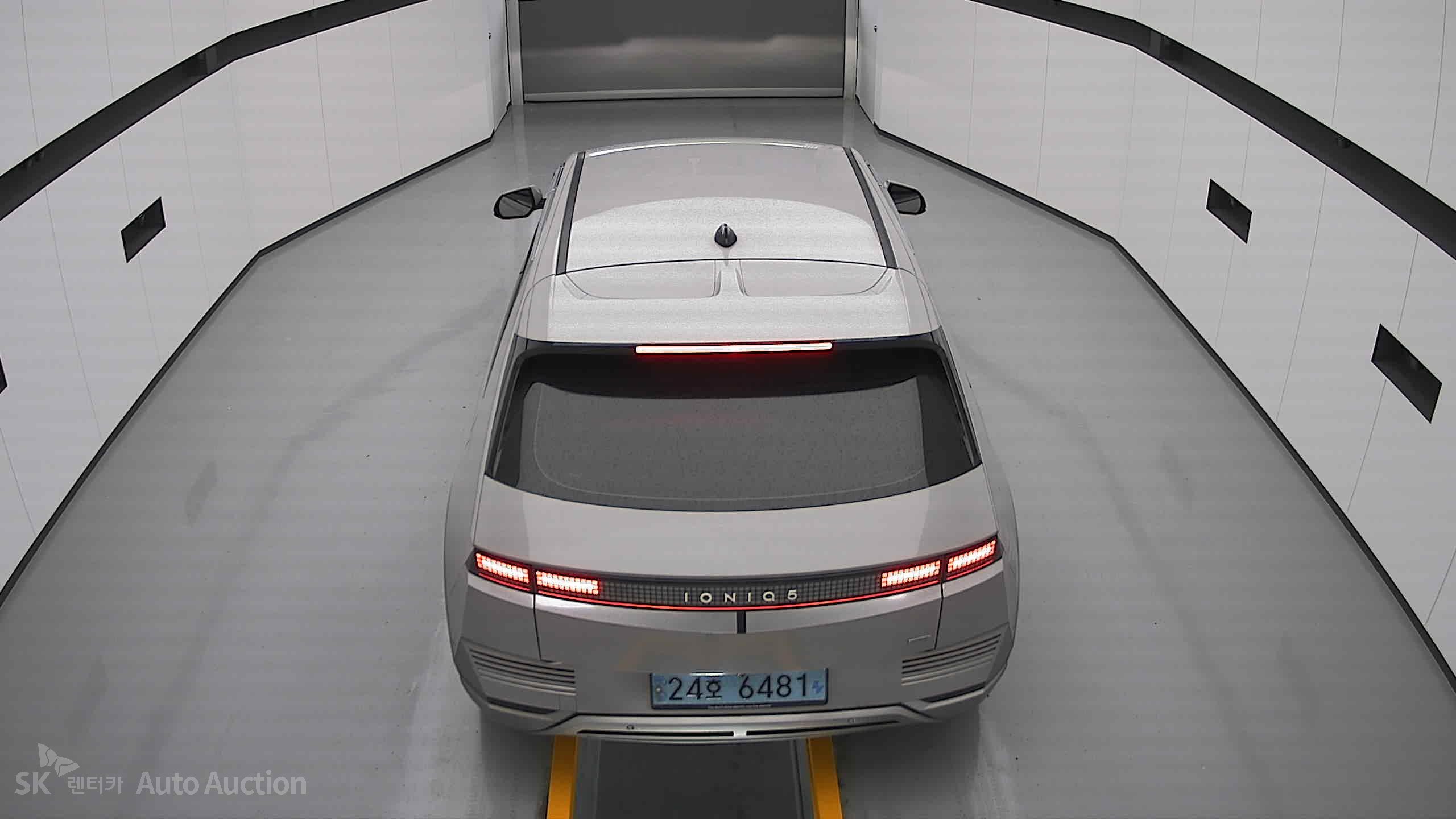 2022 - hyundai ioniq