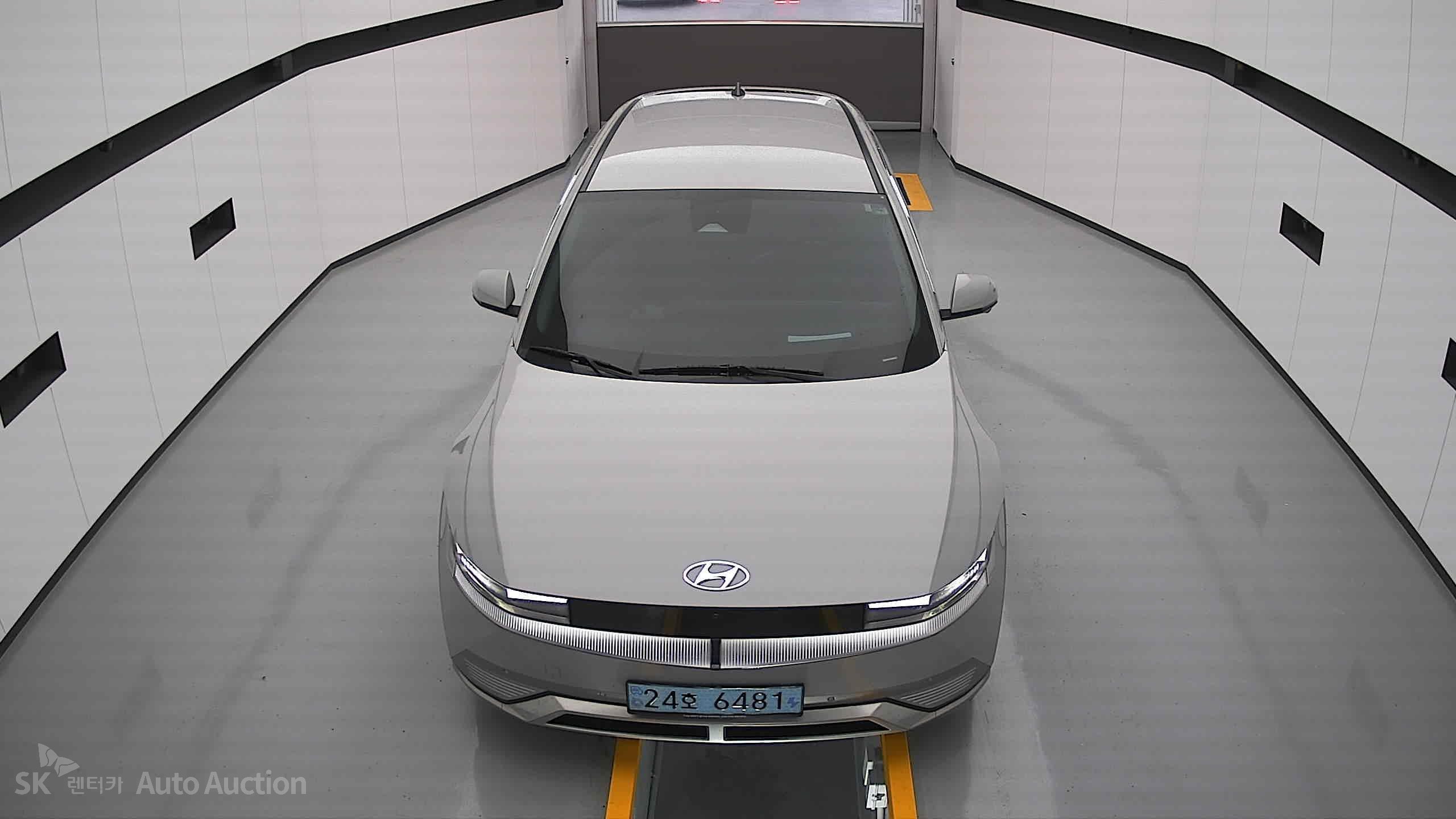 2022 - hyundai ioniq
