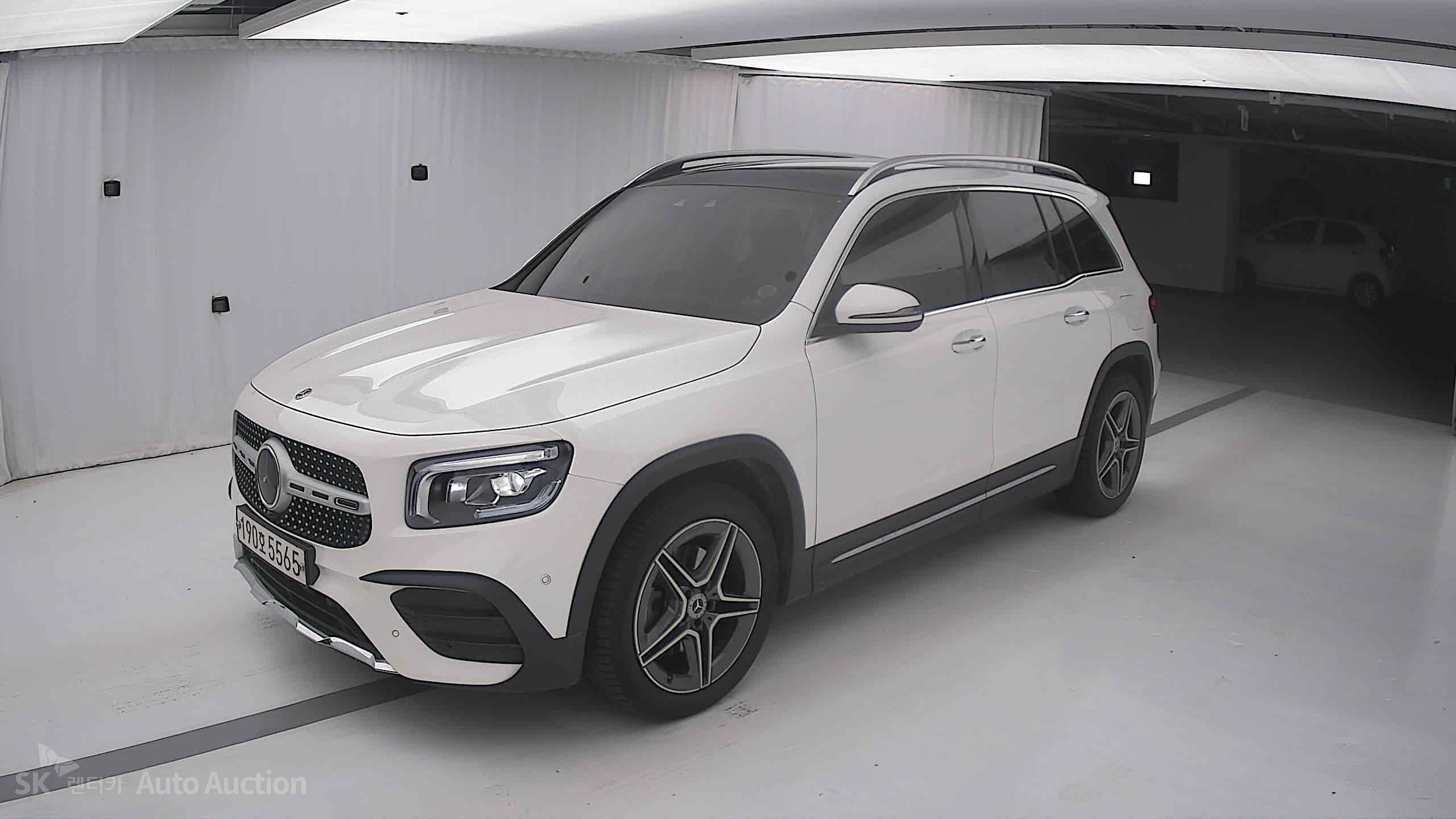 2022 - mercedes-benz glb 250
