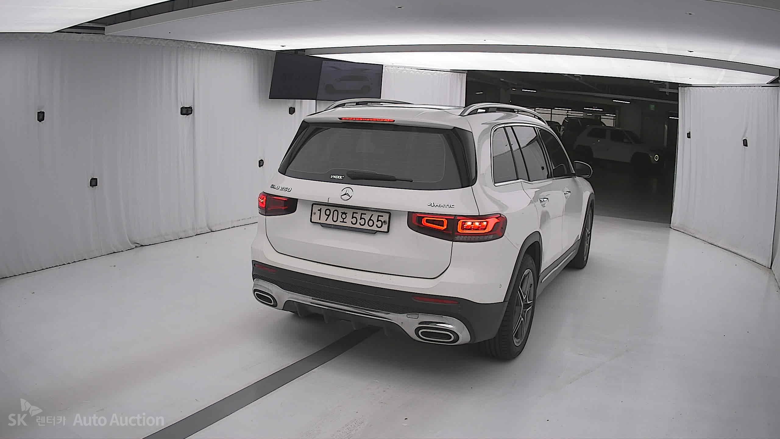 2022 - mercedes-benz glb 250