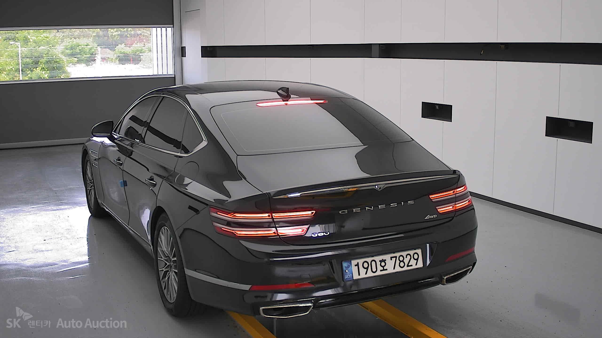 2022 - genesis g80