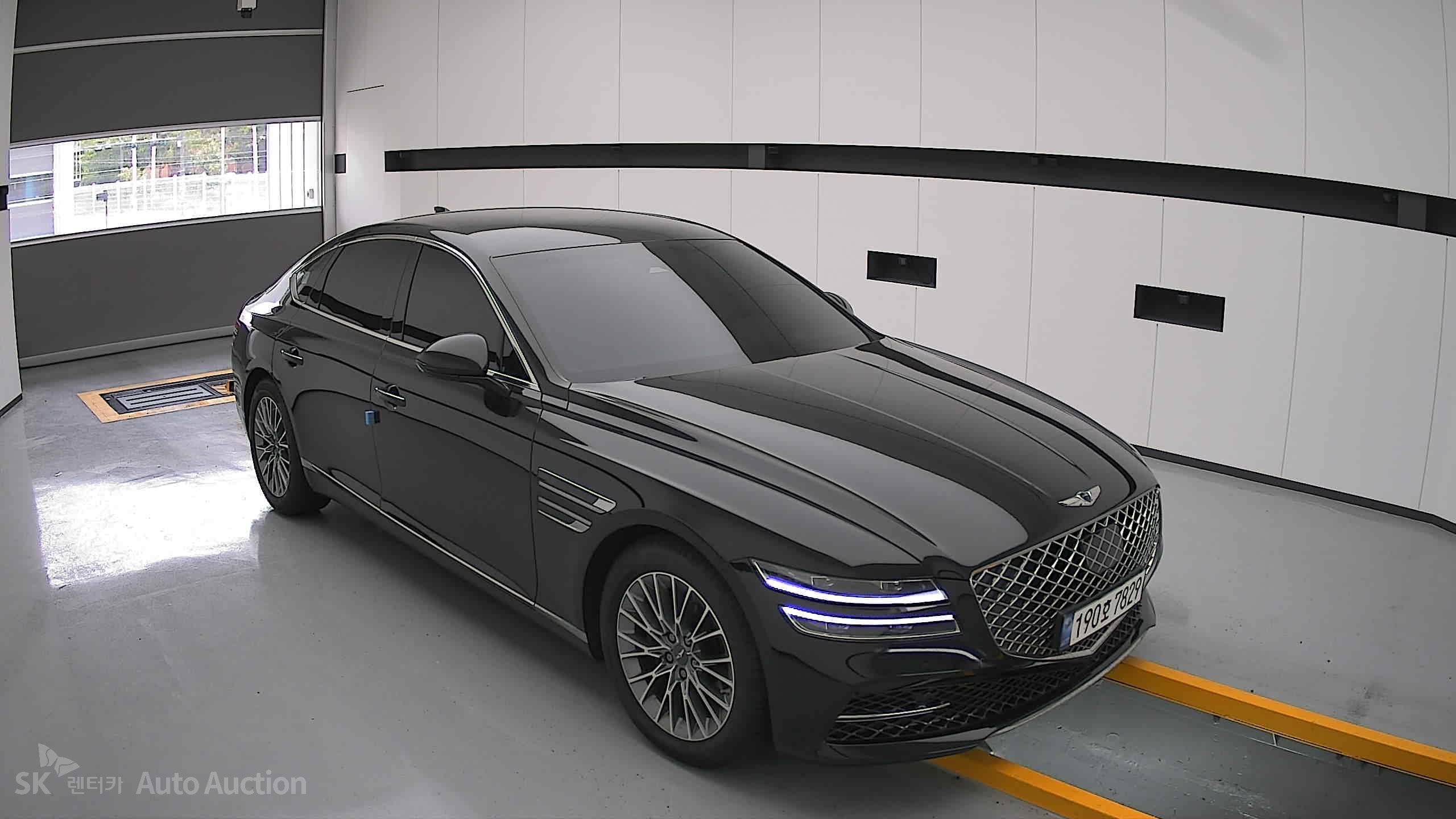 2022 - genesis g80
