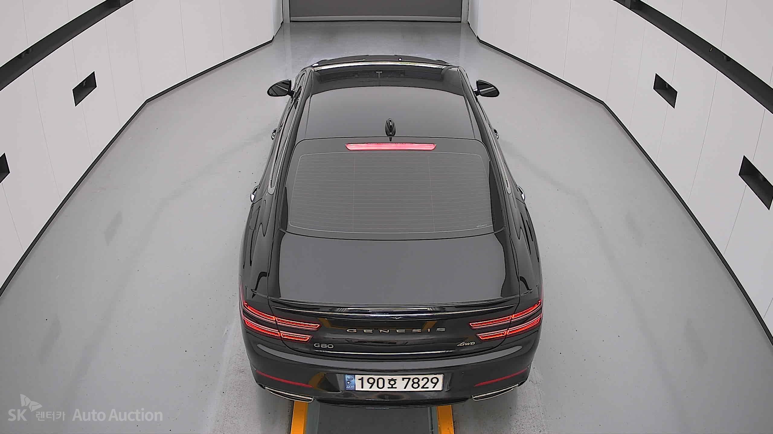 2022 - genesis g80