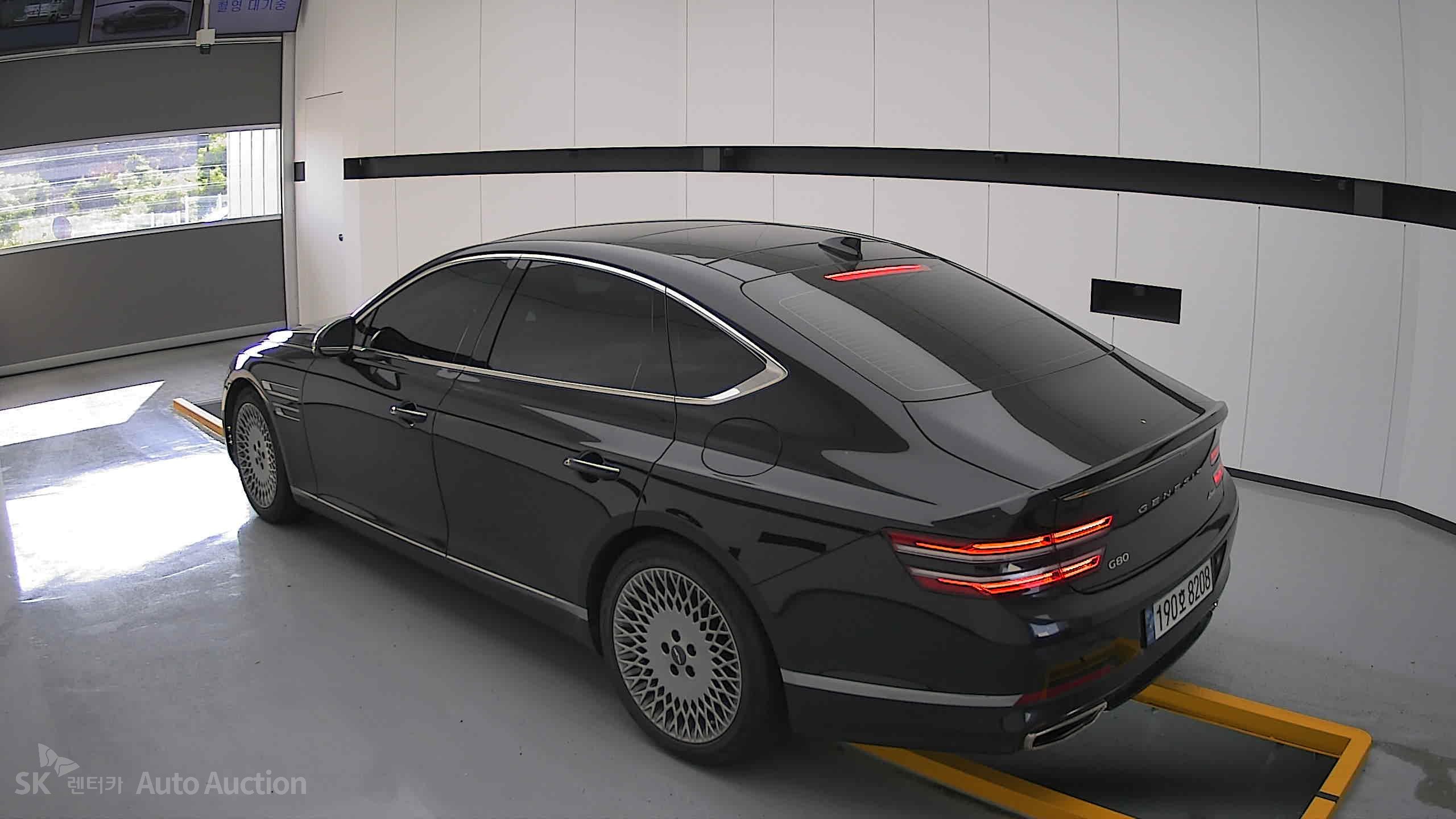 2022 - genesis g80