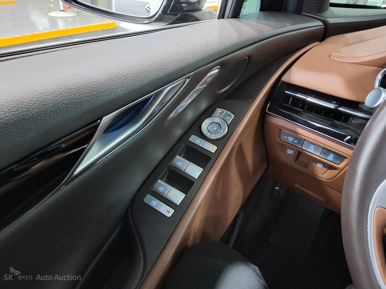 2022 - genesis g80