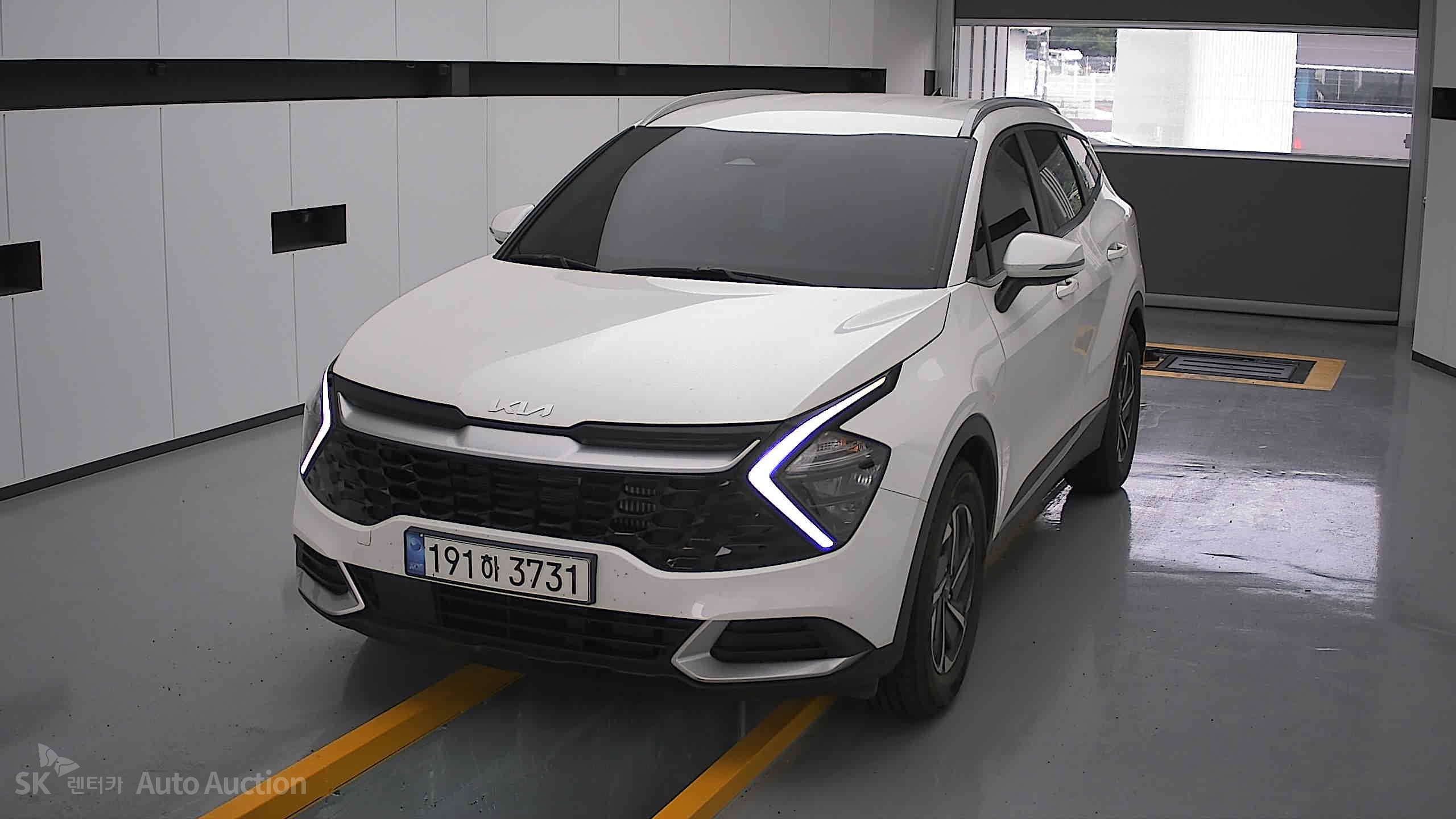 2023 - kia sportage