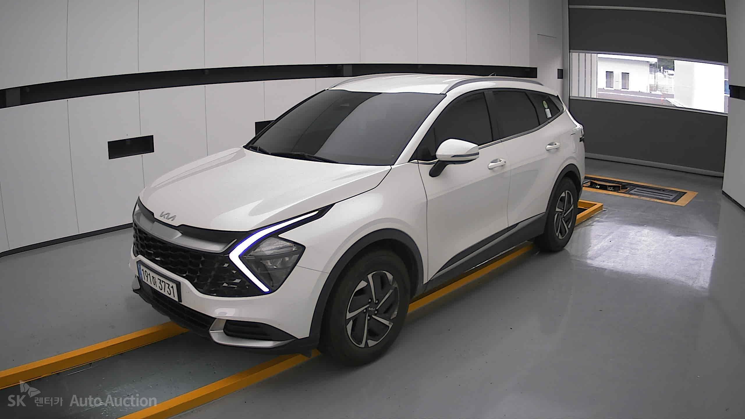 2023 - kia sportage
