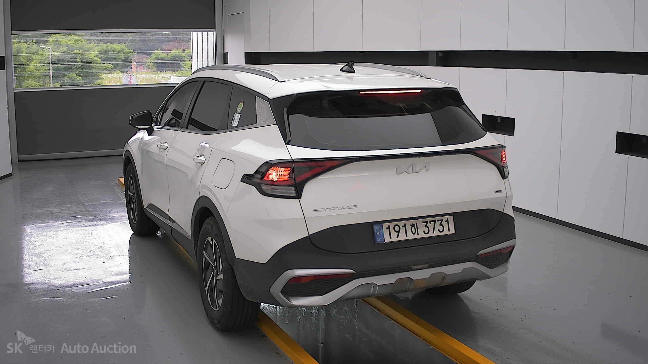 2023 - kia sportage