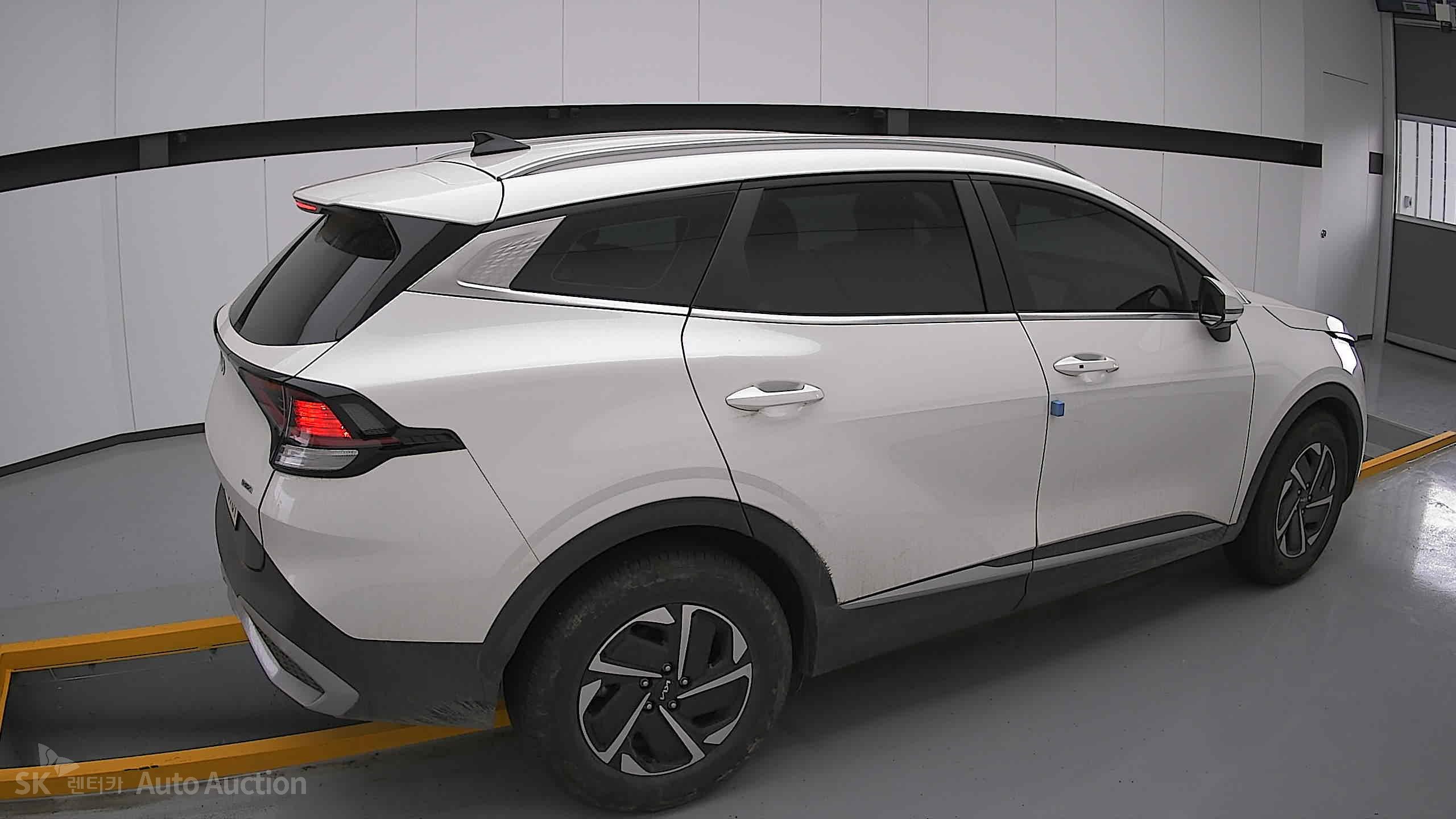 2023 - kia sportage