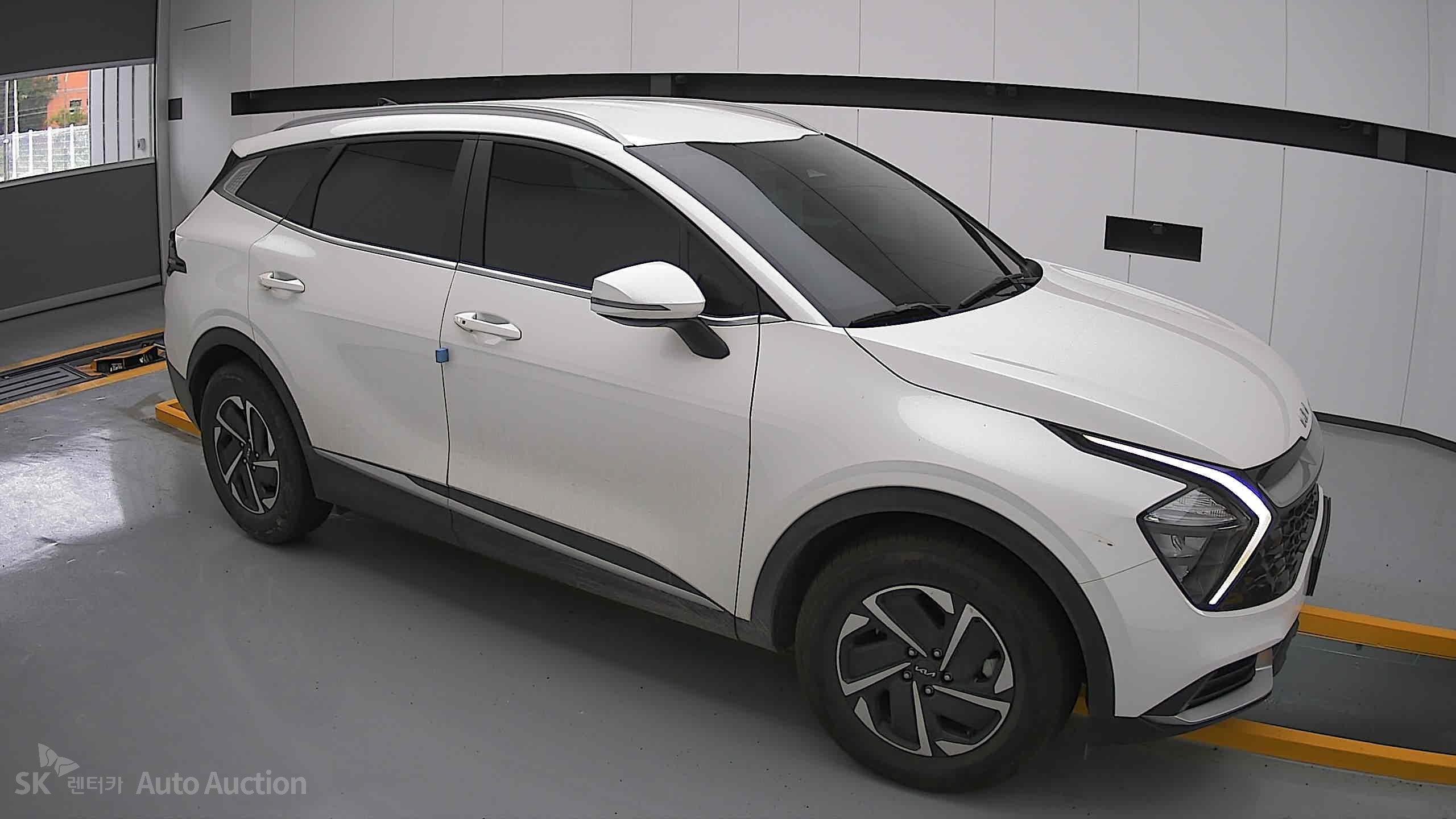 2023 - kia sportage