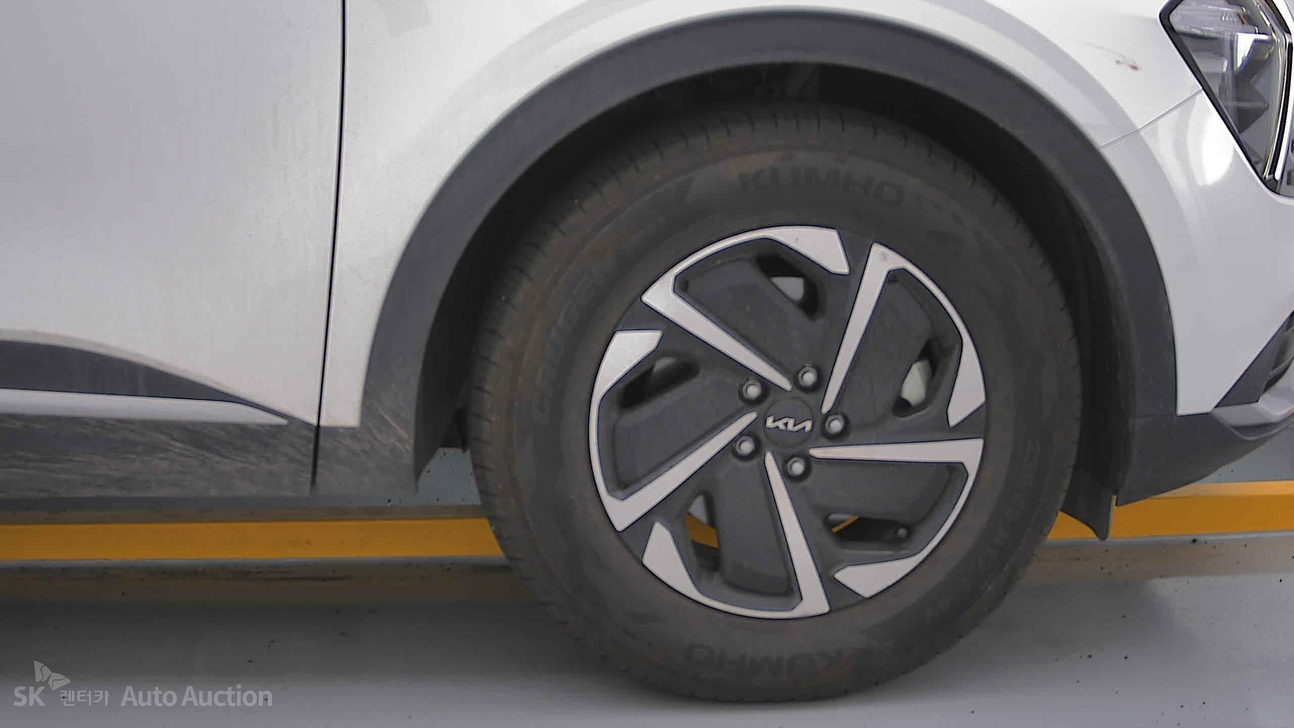 2023 - kia sportage