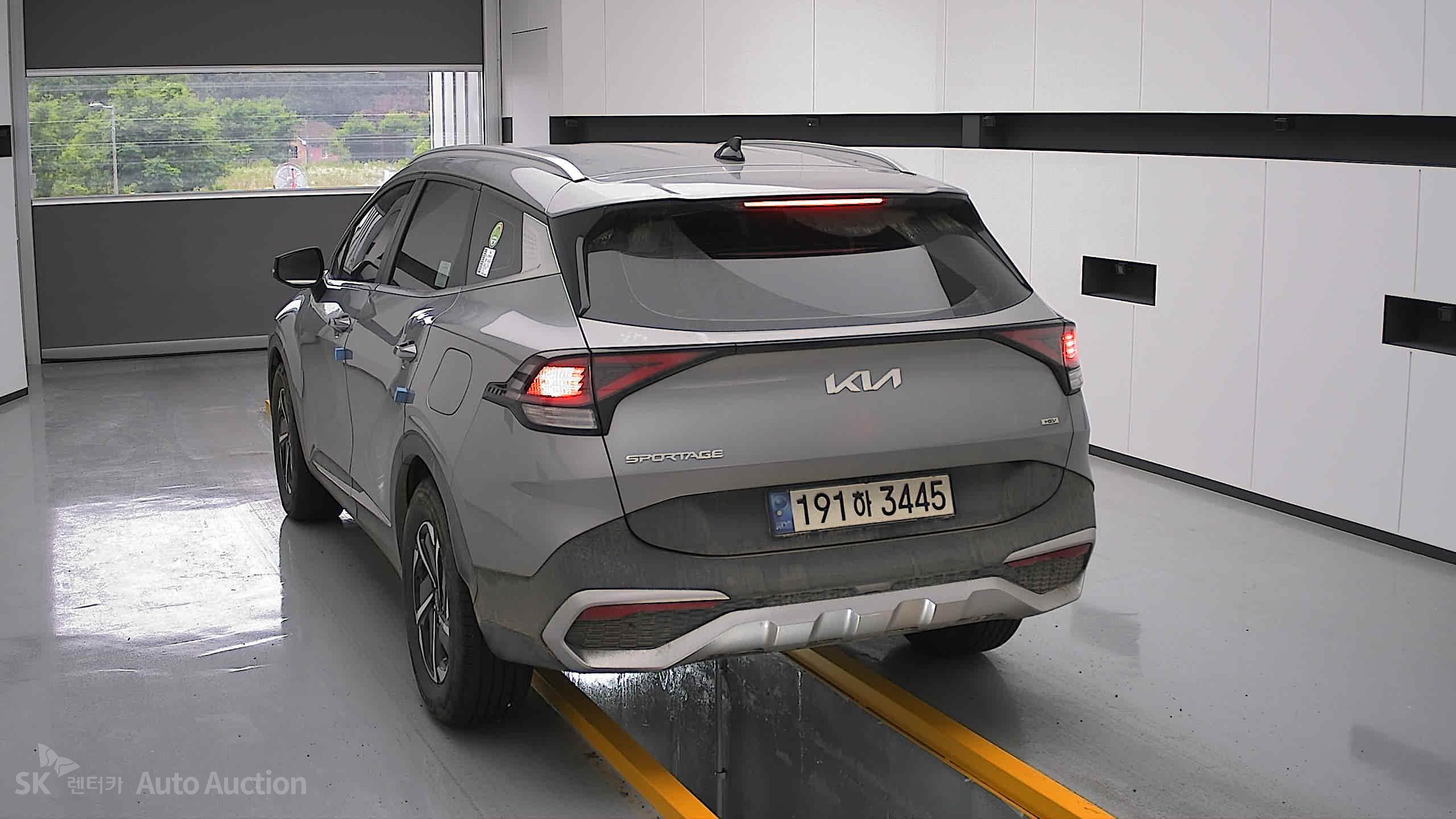 2023 - kia sportage