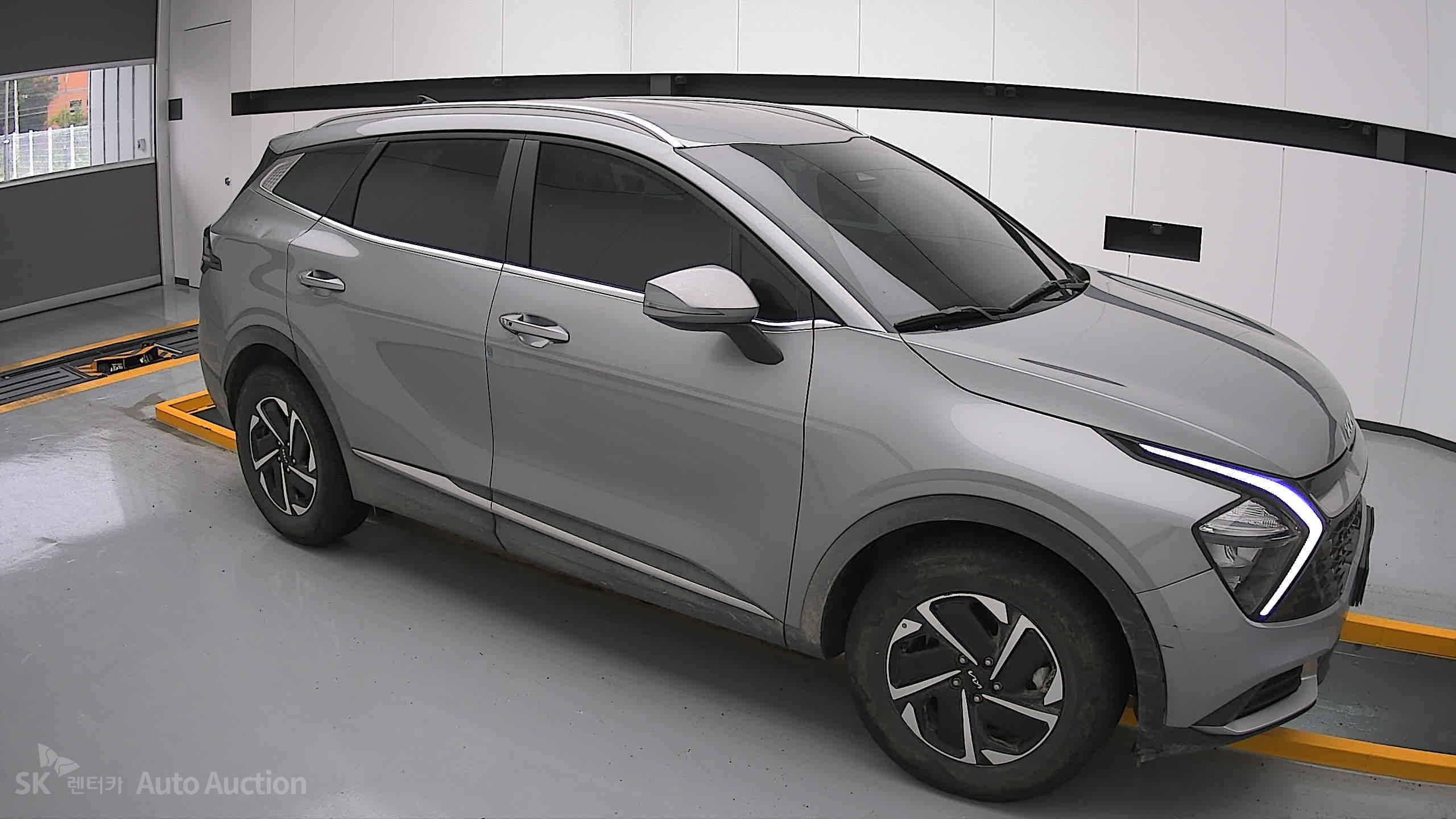 2023 - kia sportage