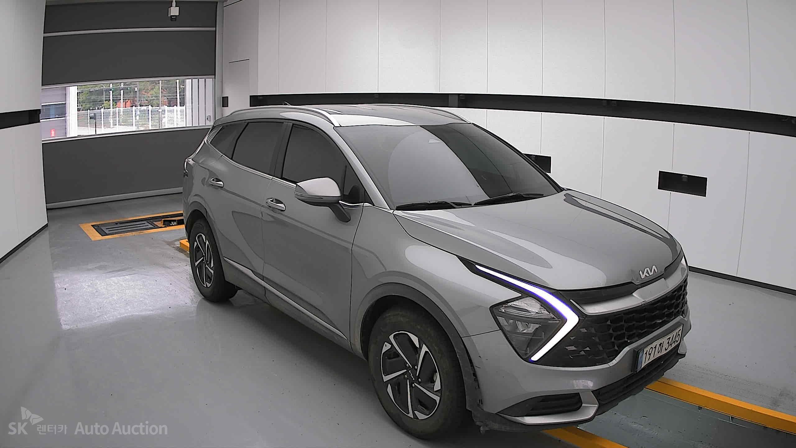 2023 - kia sportage