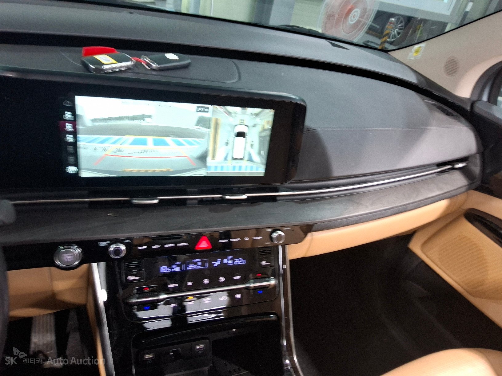 2023 - kia carnival