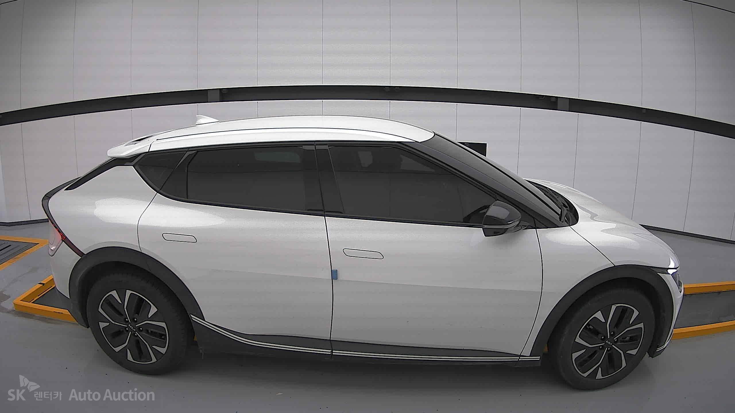 2022 - kia ev6