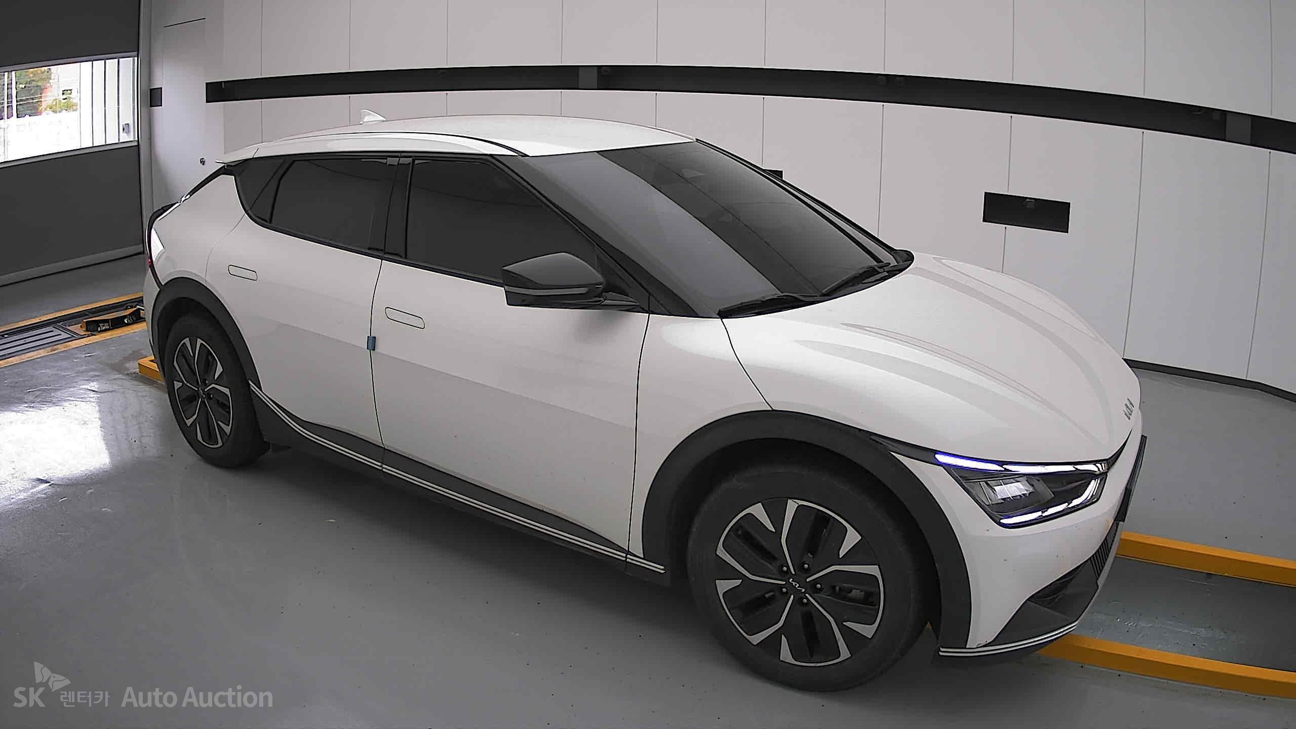 2022 - kia ev6