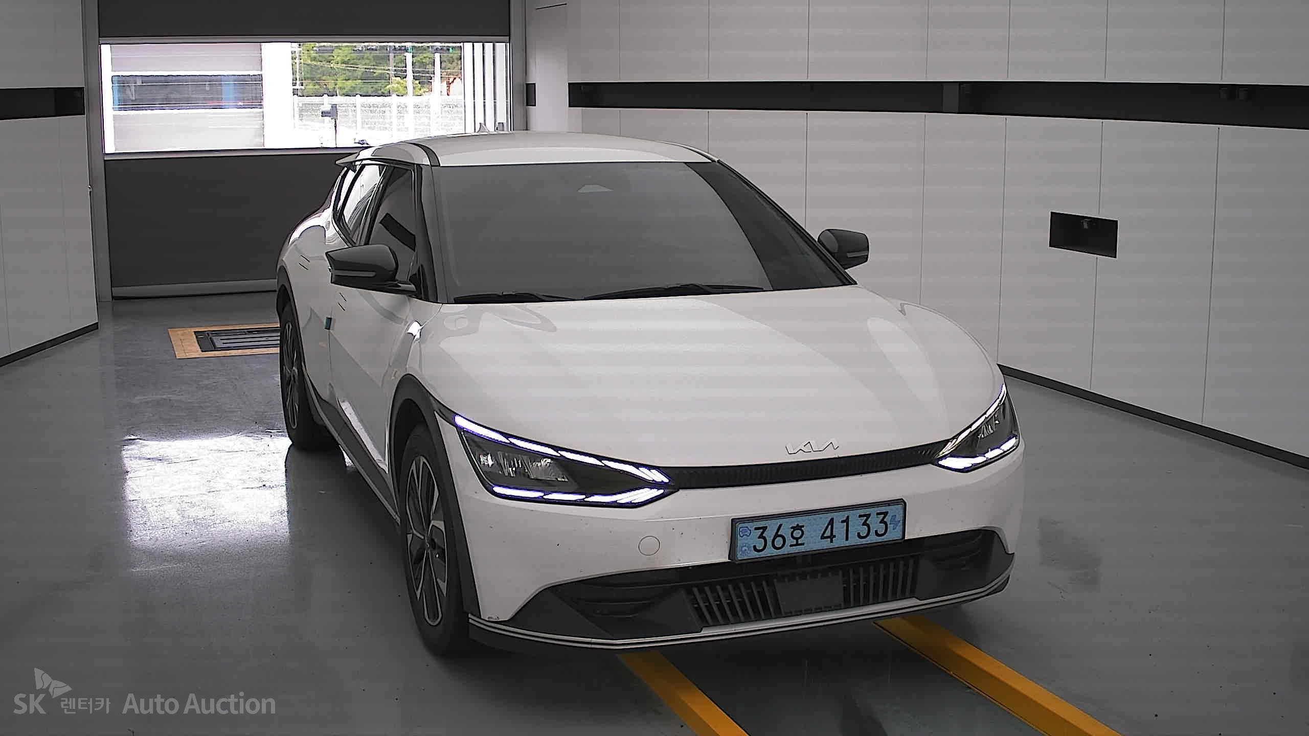 2022 - kia ev6