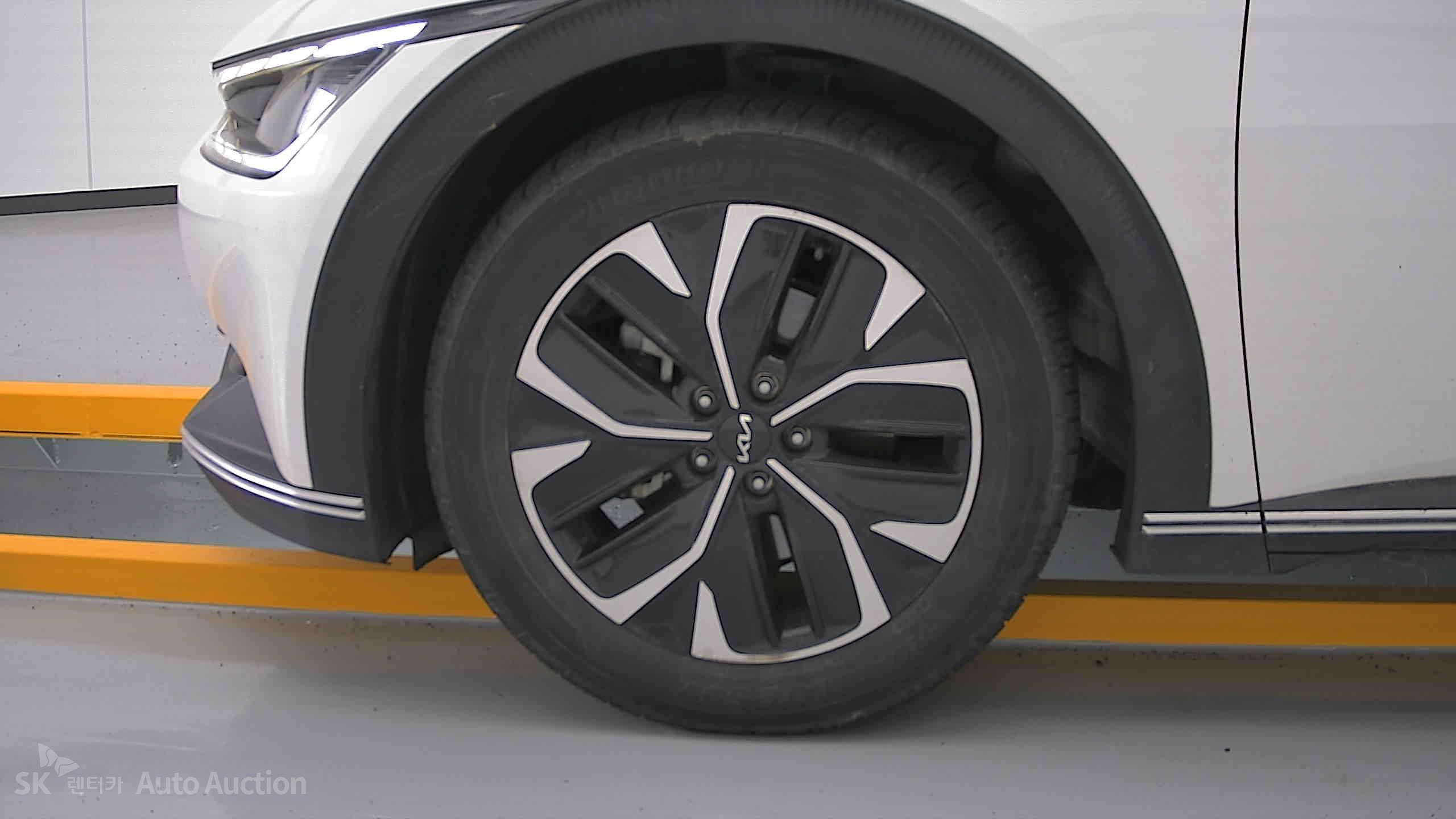 2022 - kia ev6