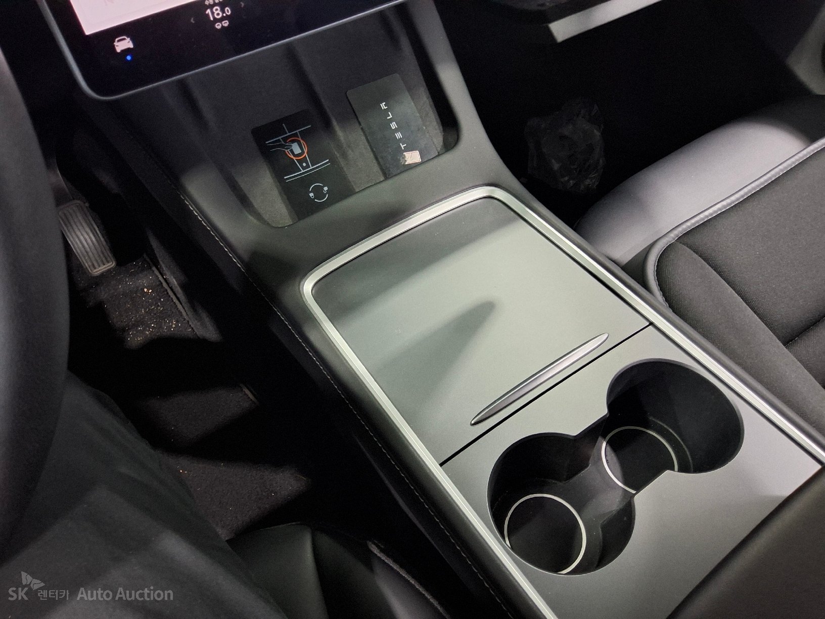 2022 - tesla model y