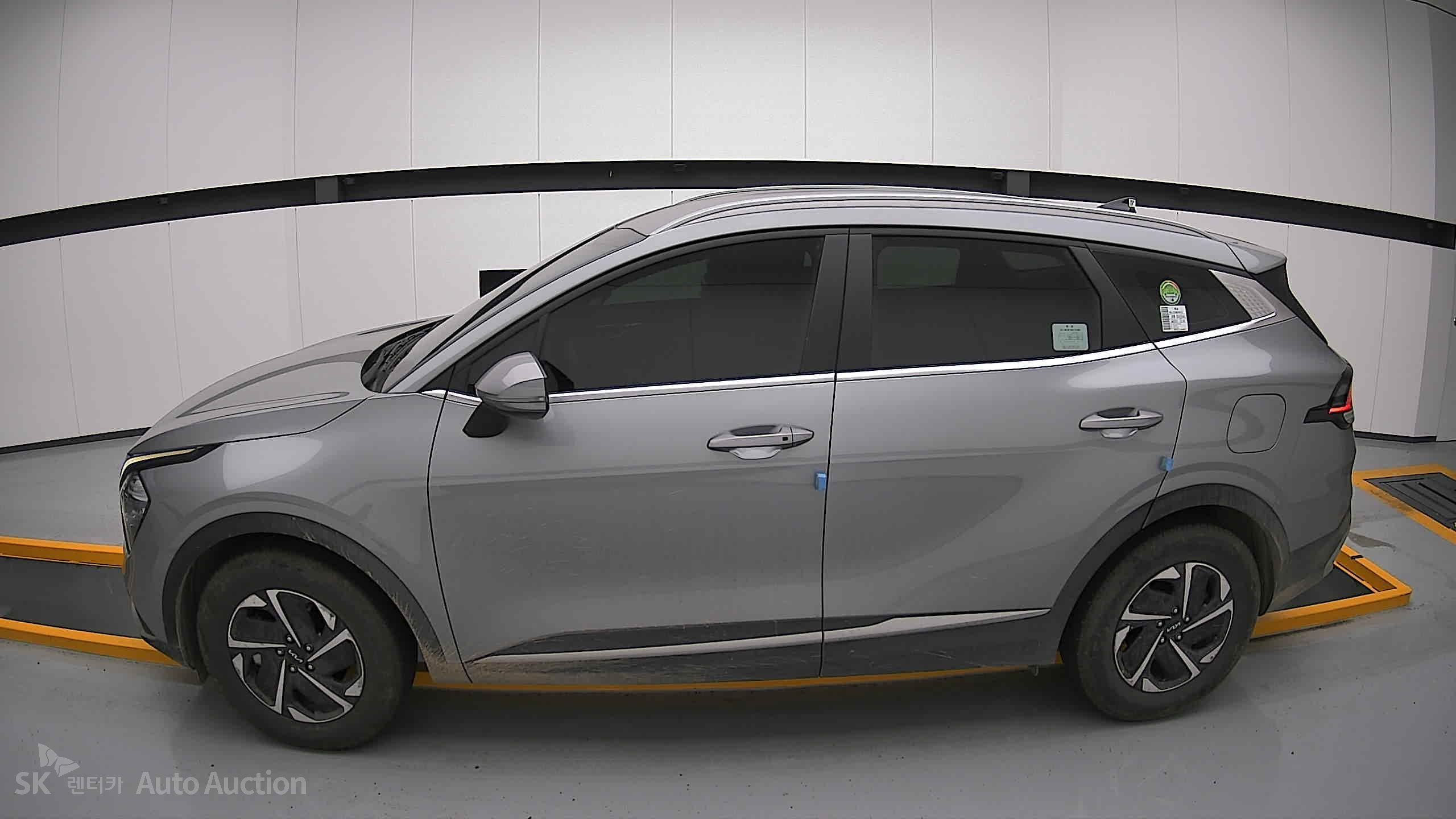 2023 - kia sportage