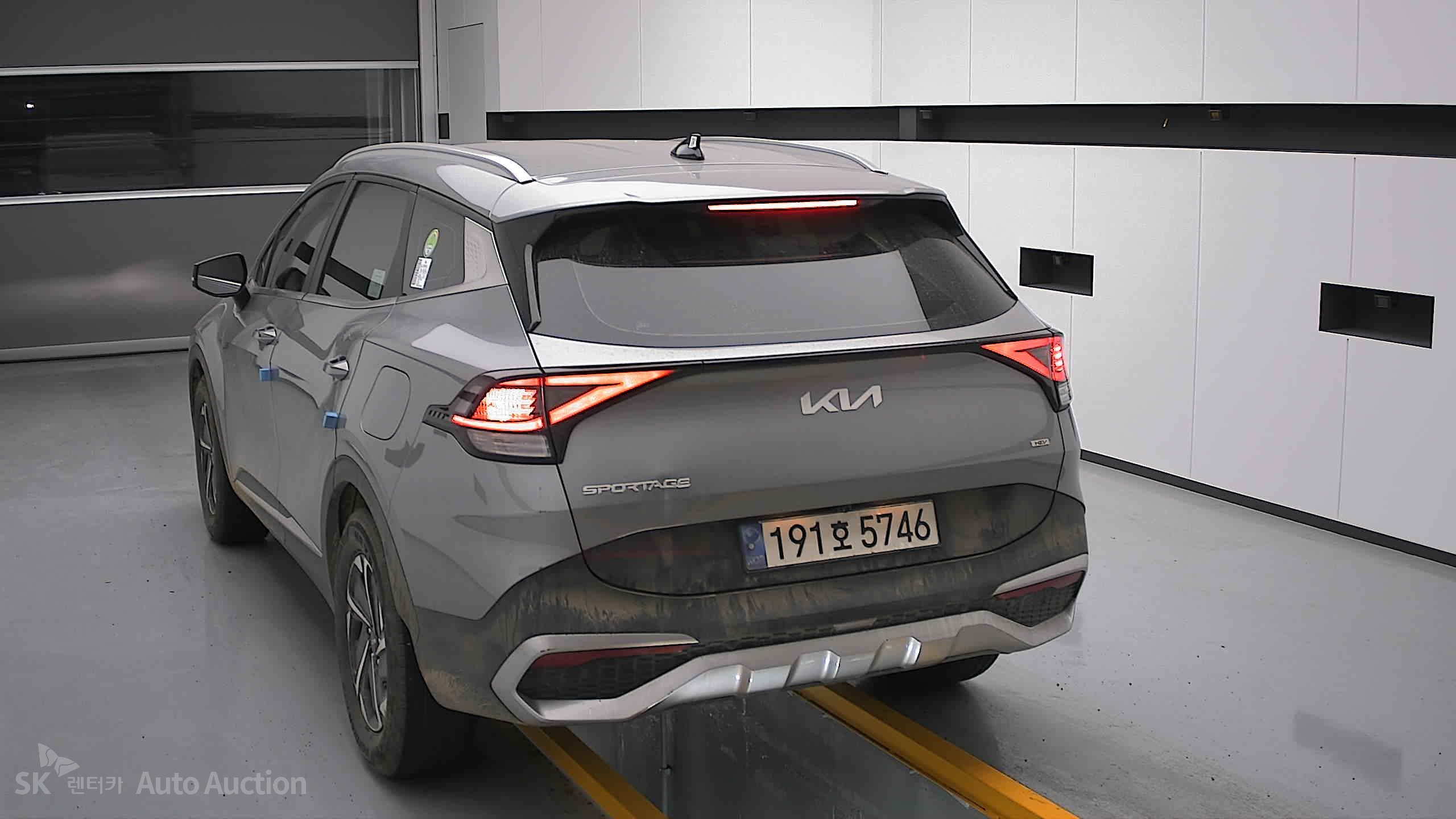 2023 - kia sportage