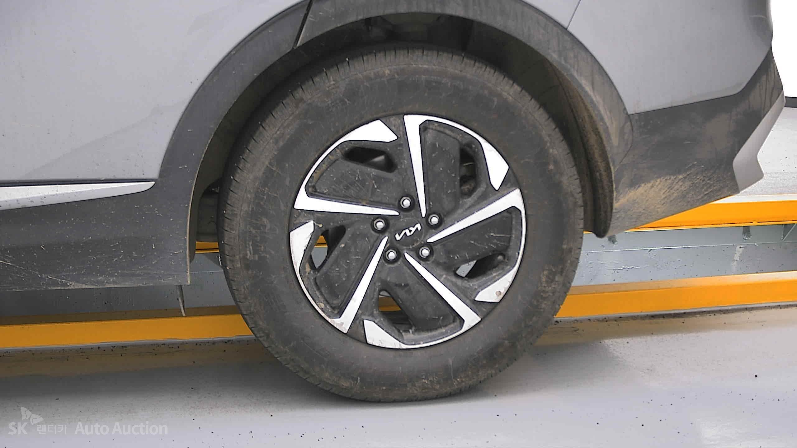 2023 - kia sportage