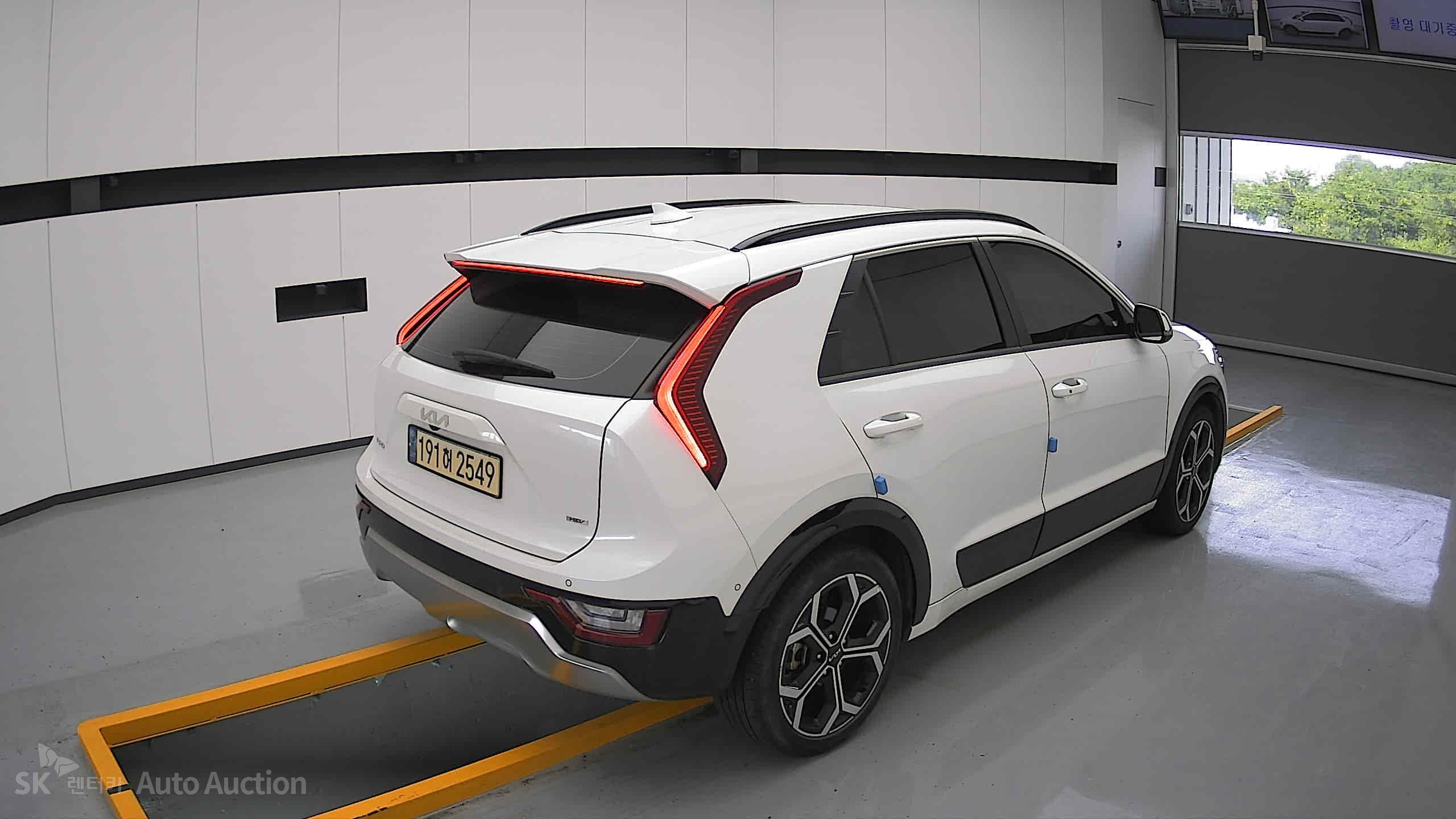 2022 - kia all-new niro