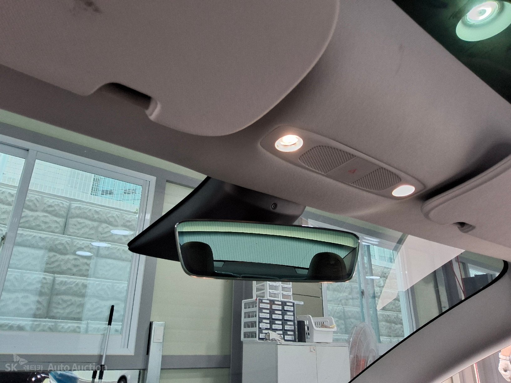 2022 - tesla model 3