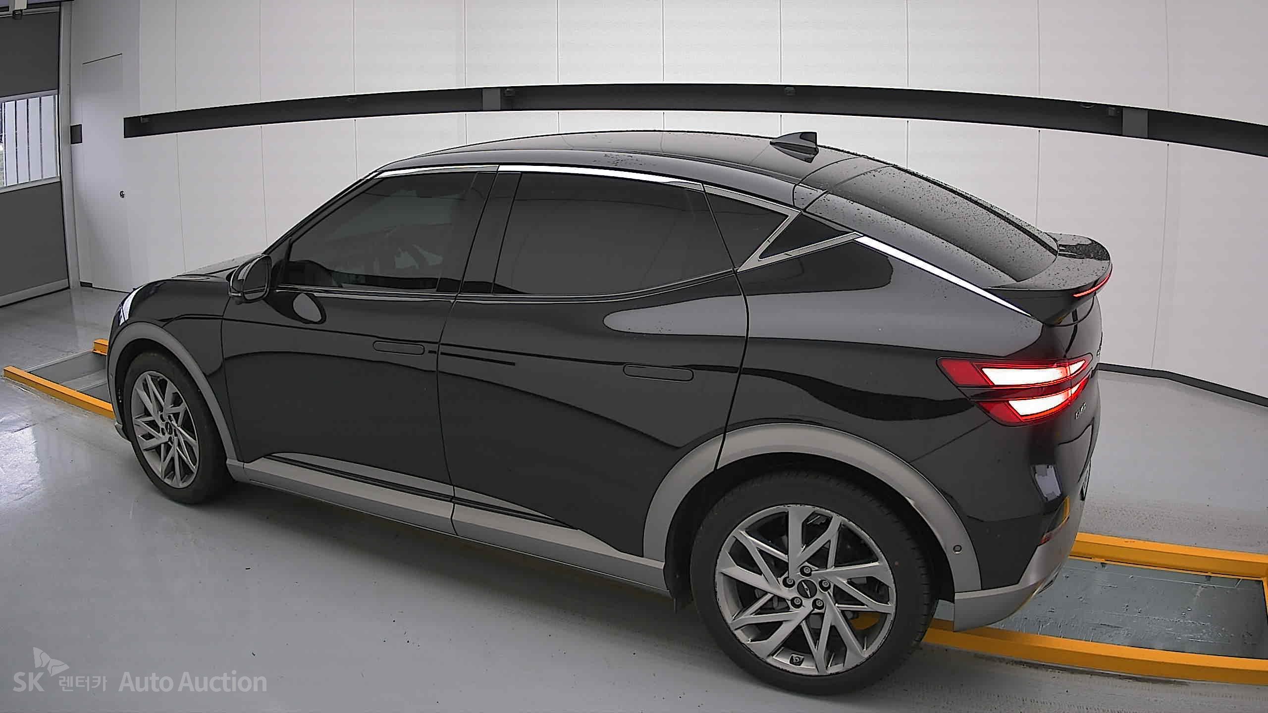 2022 - genesis gv60