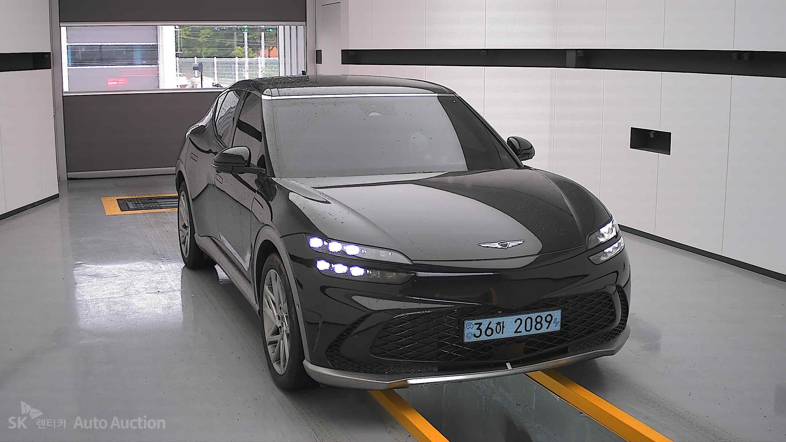 2022 - genesis gv60