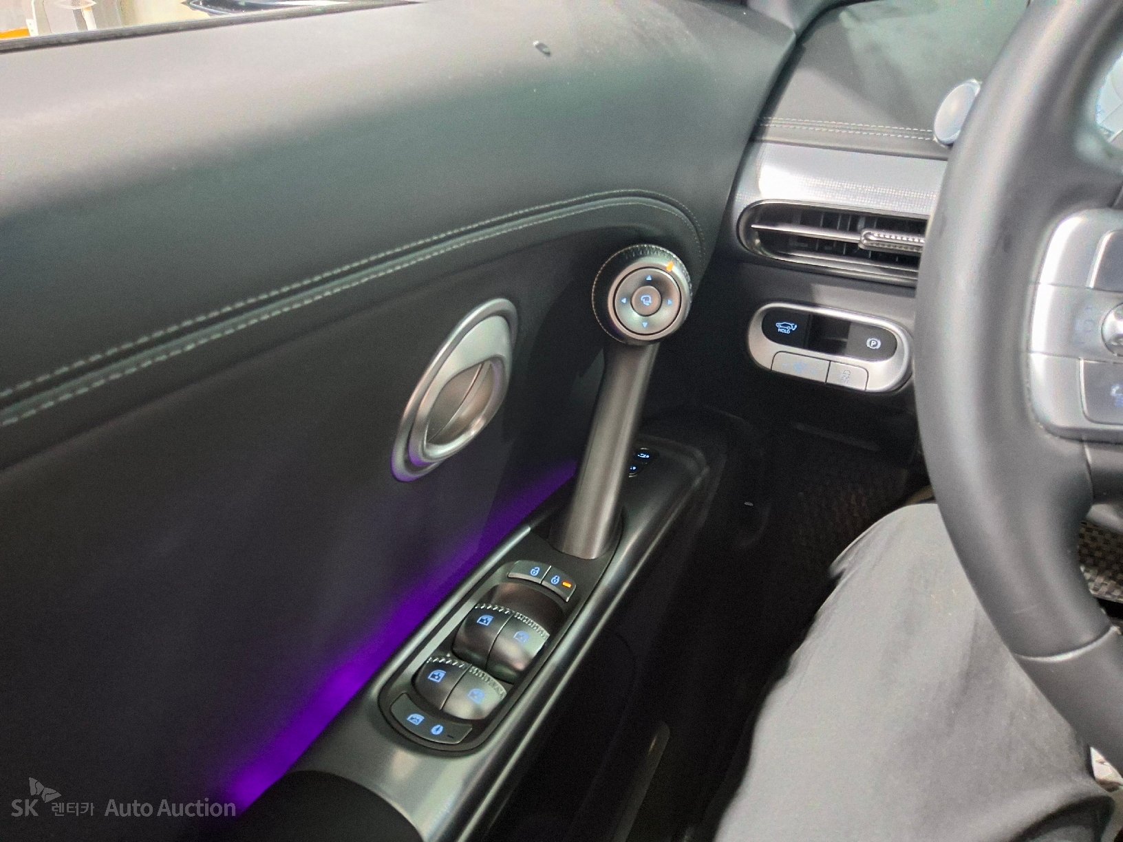 2022 - genesis gv60