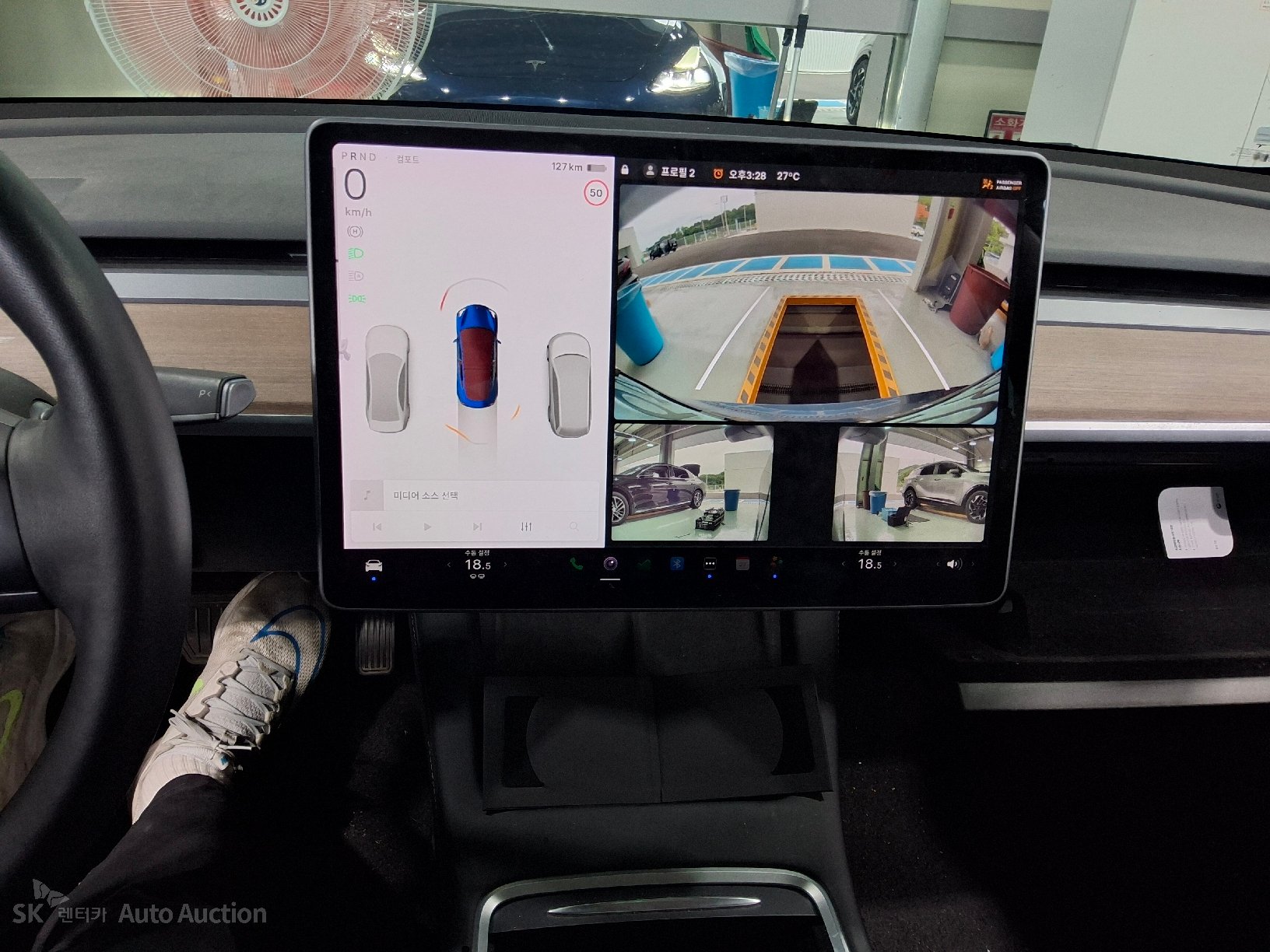 2021 - tesla model 3