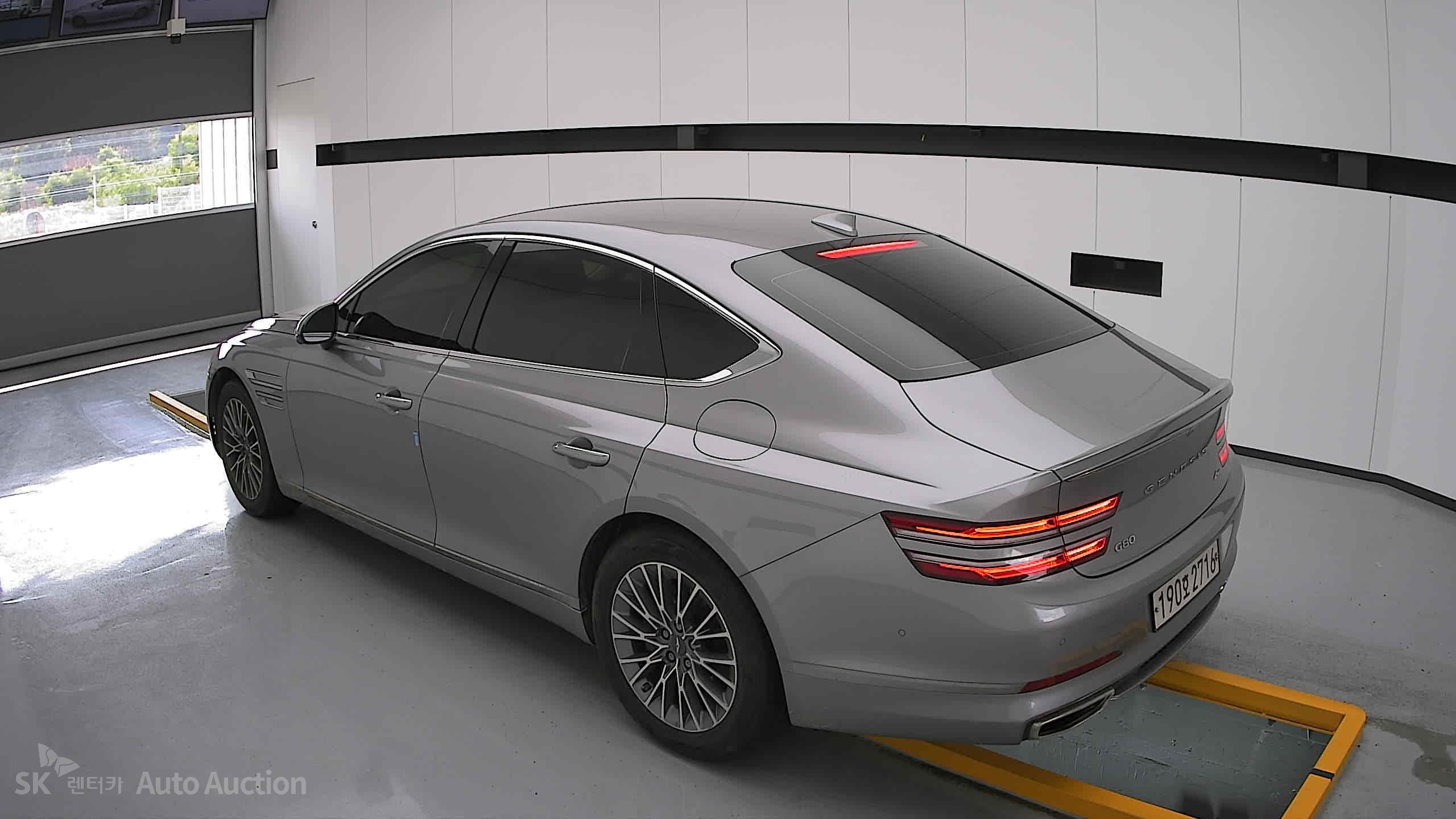 2022 - genesis g80