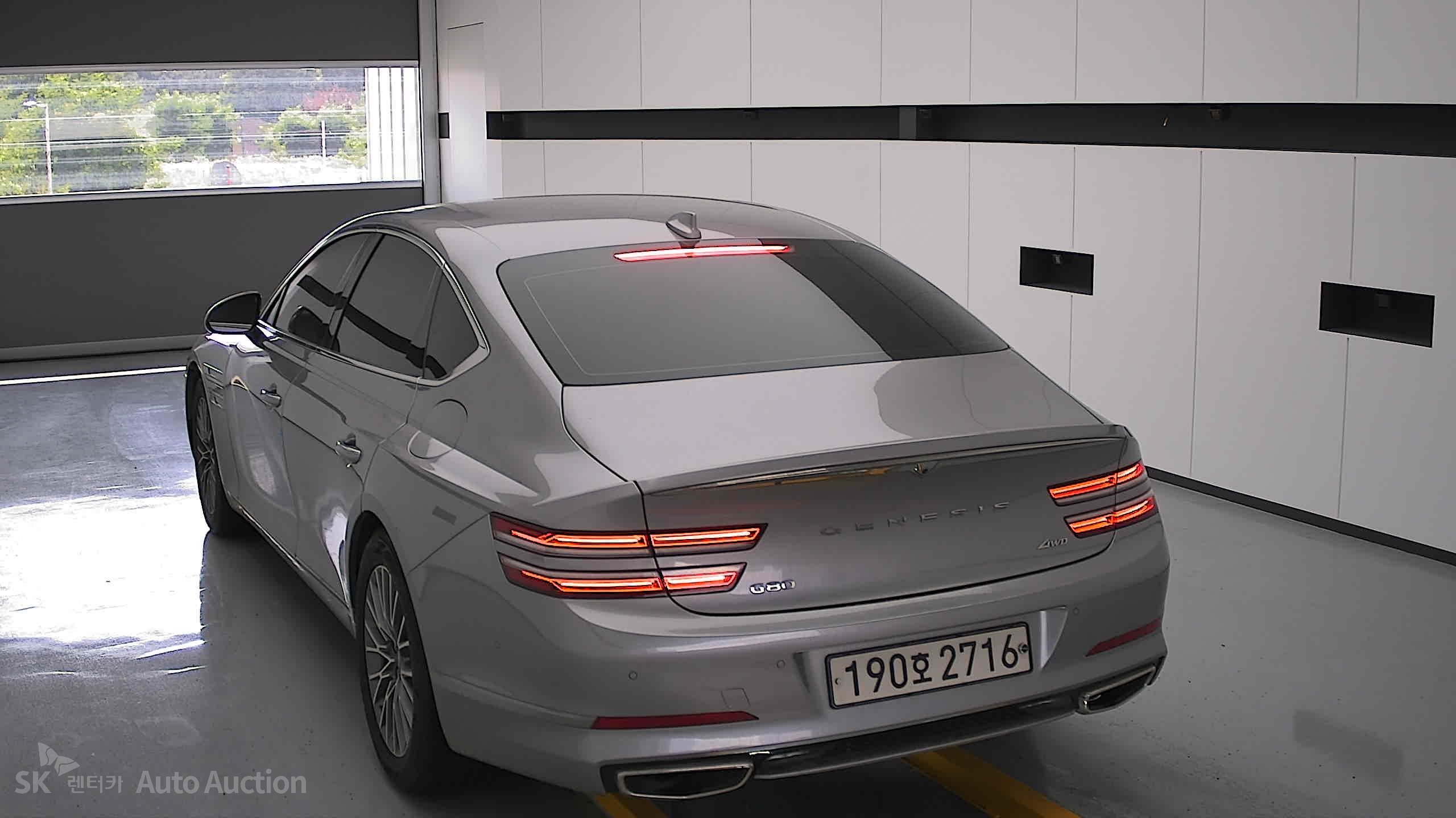 2022 - genesis g80