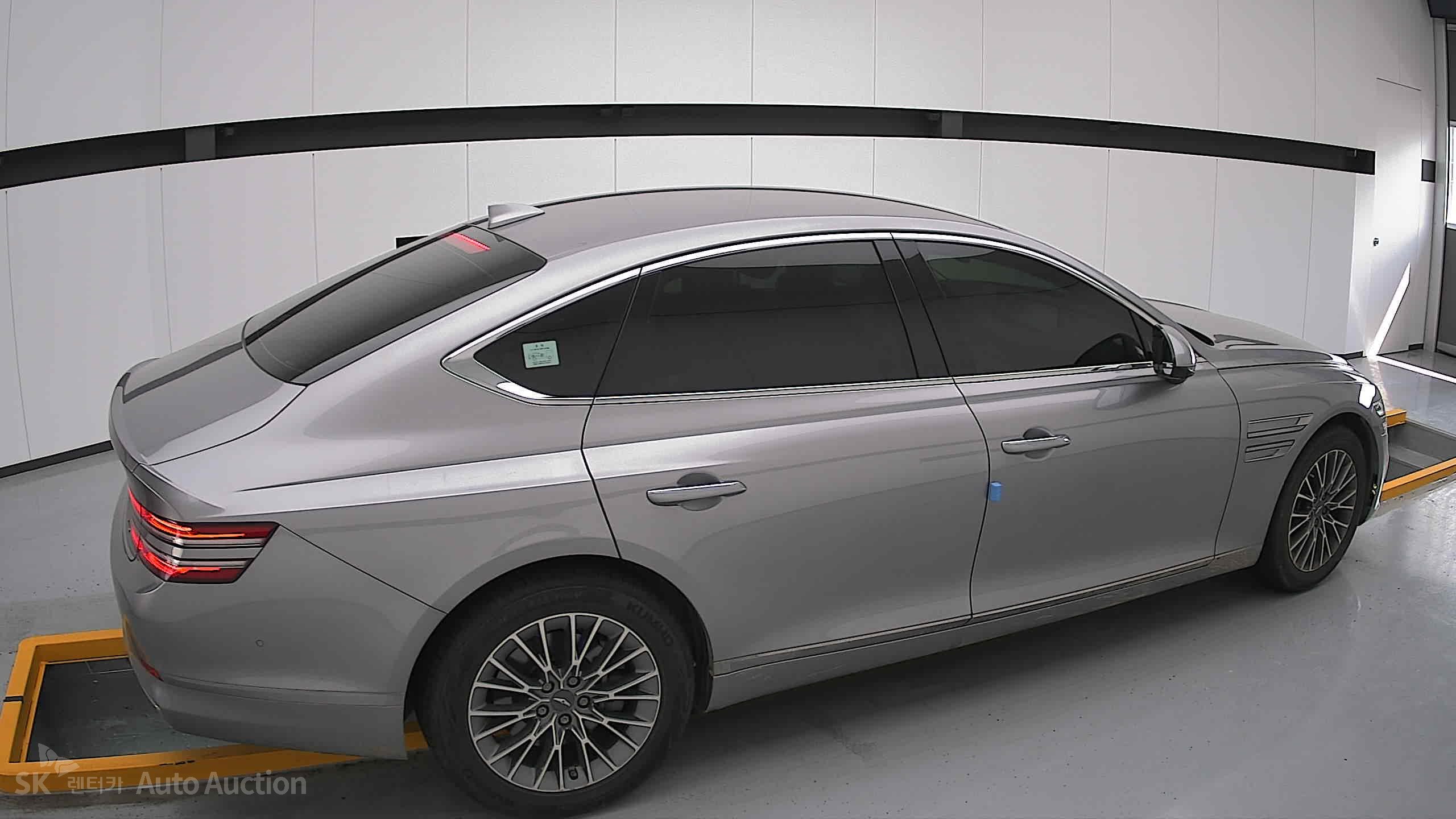 2022 - genesis g80