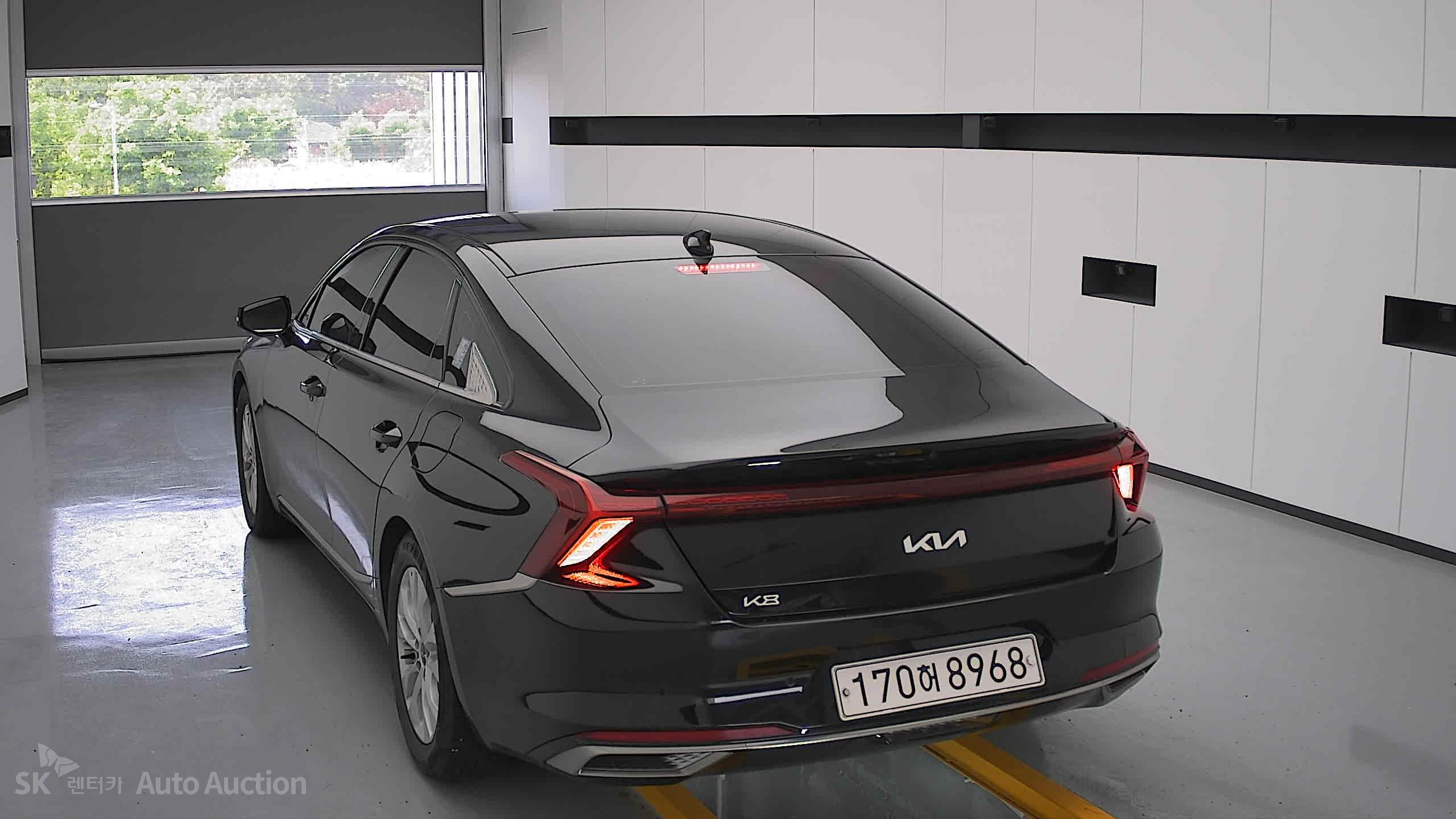 2022 - kia k8