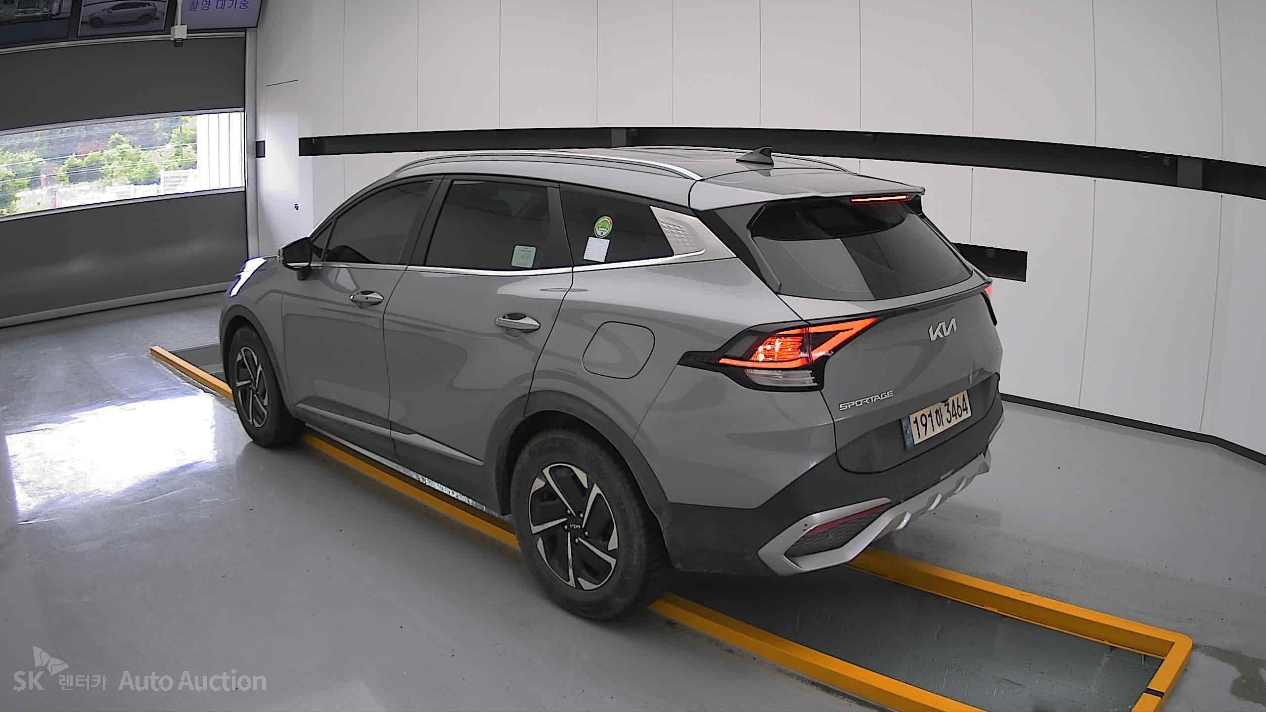 2023 - kia sportage