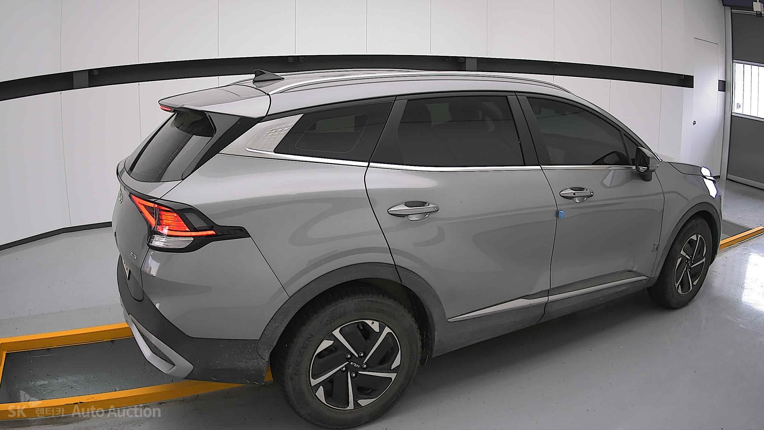 2023 - kia sportage